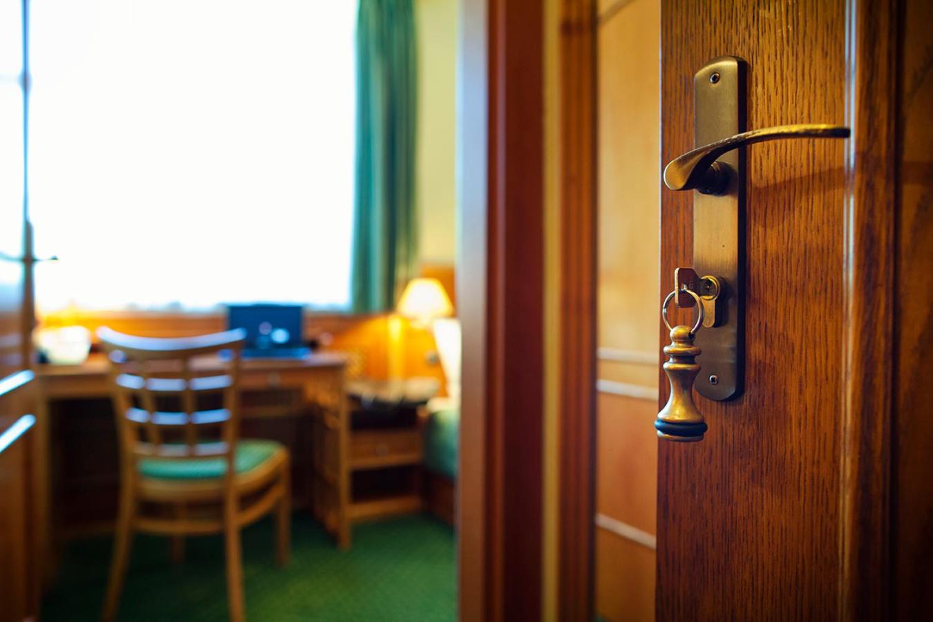 Single Room photo 2