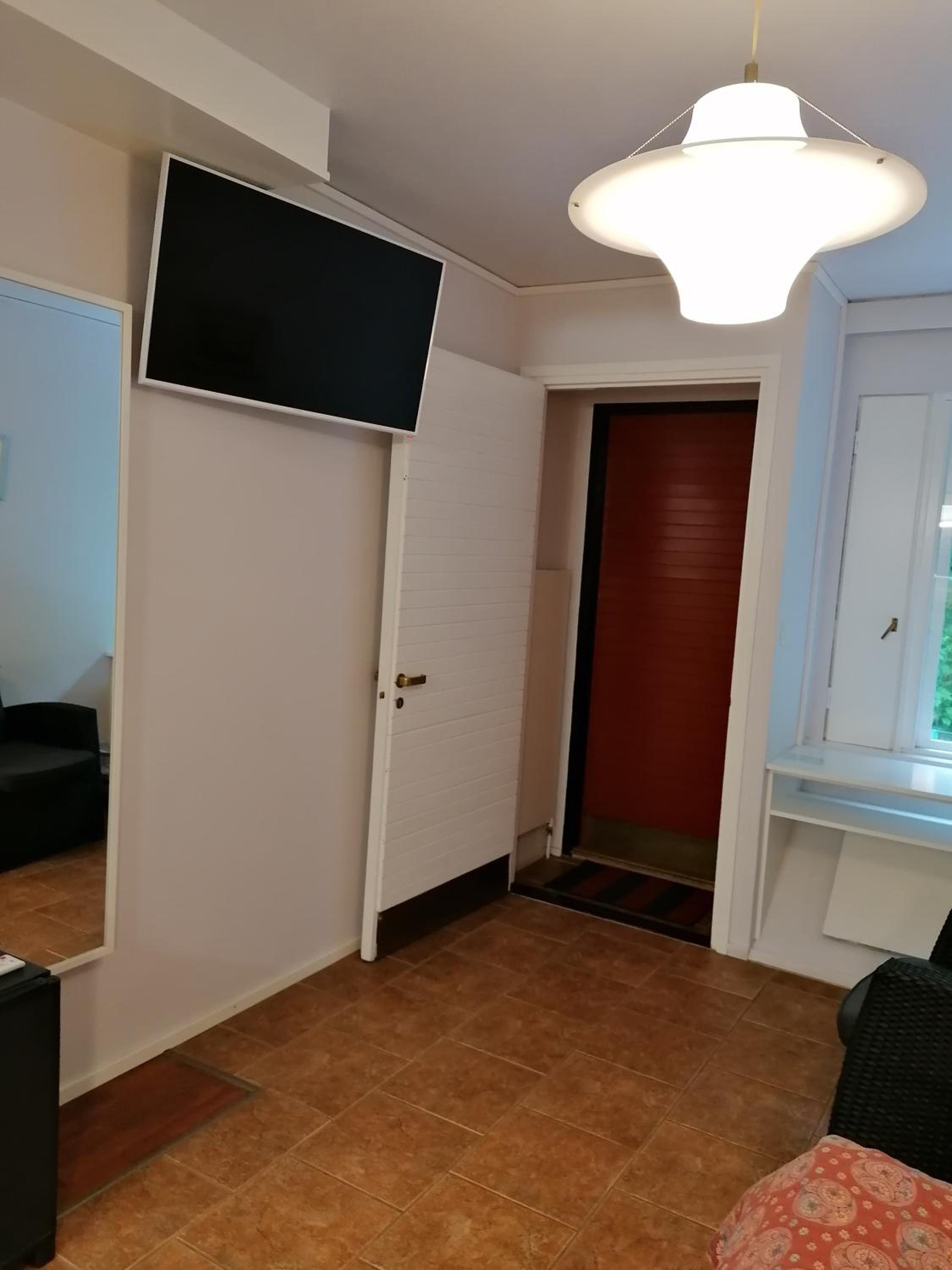 Single Room photo 3