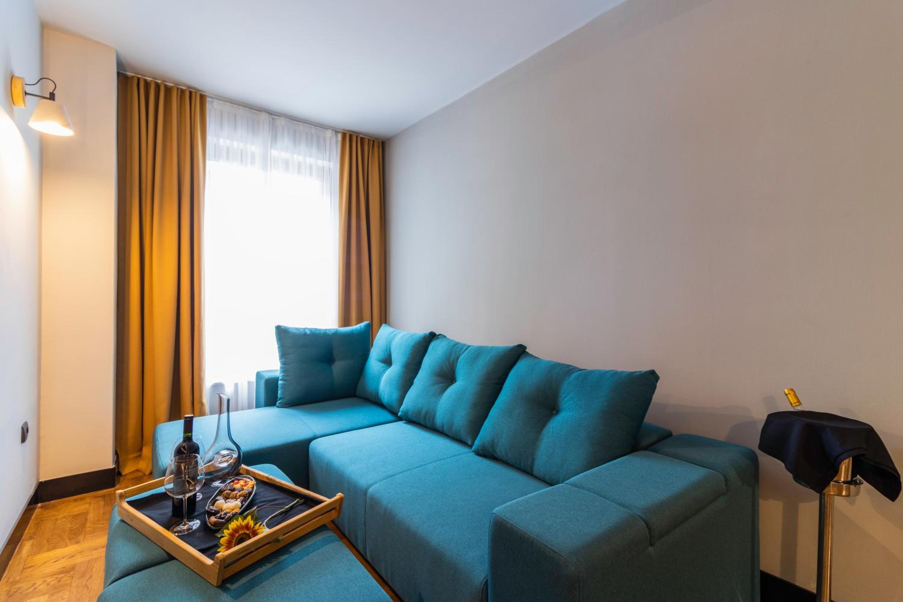 Executive Suite with Arena View - Photo 1