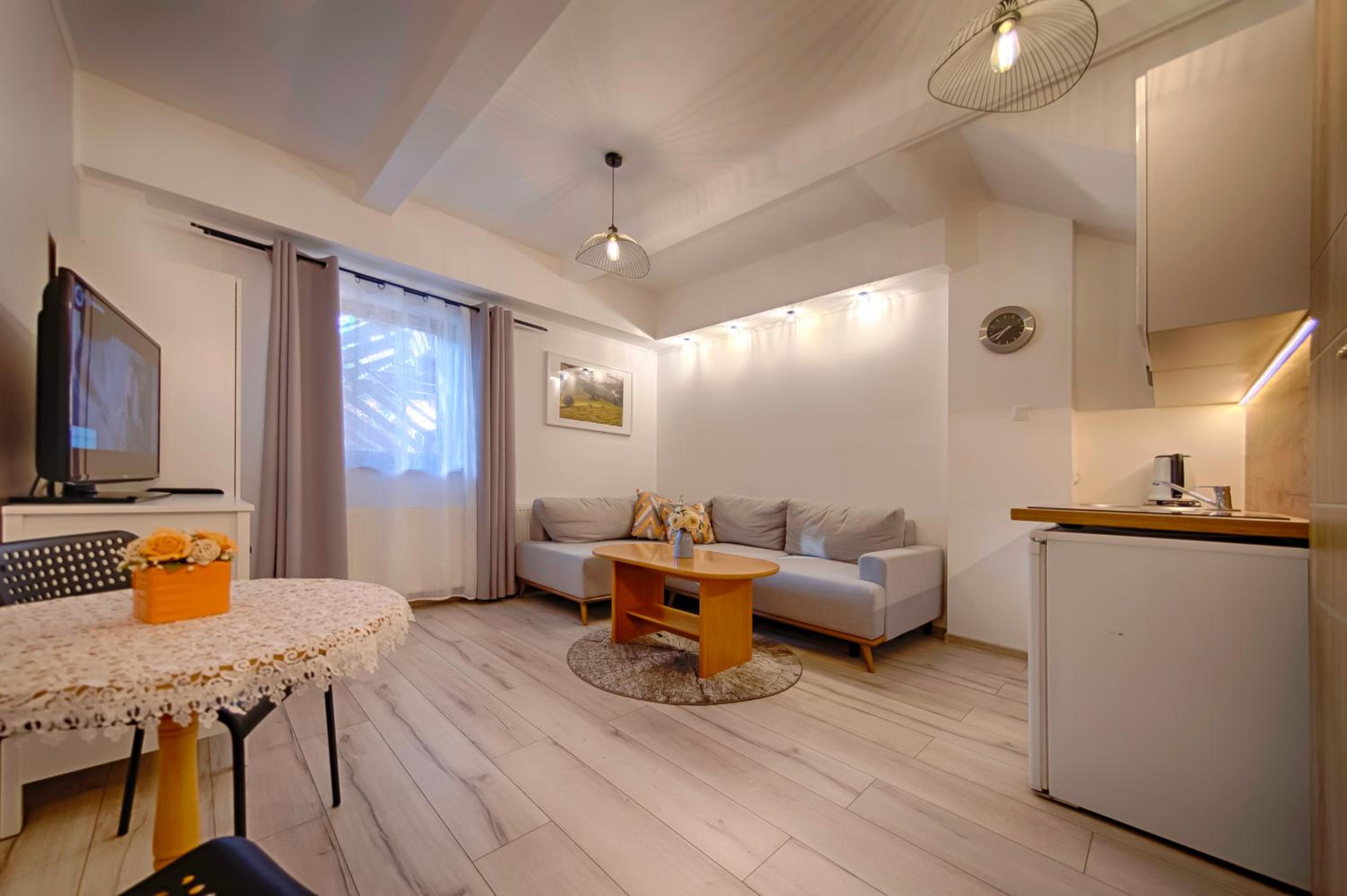 Suite - Ground Floor photo 2