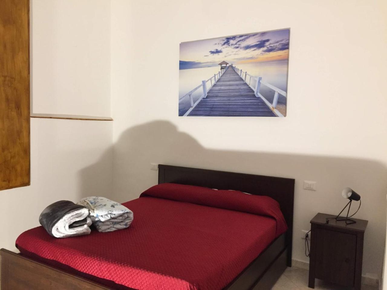 One-Bedroom House photo 1