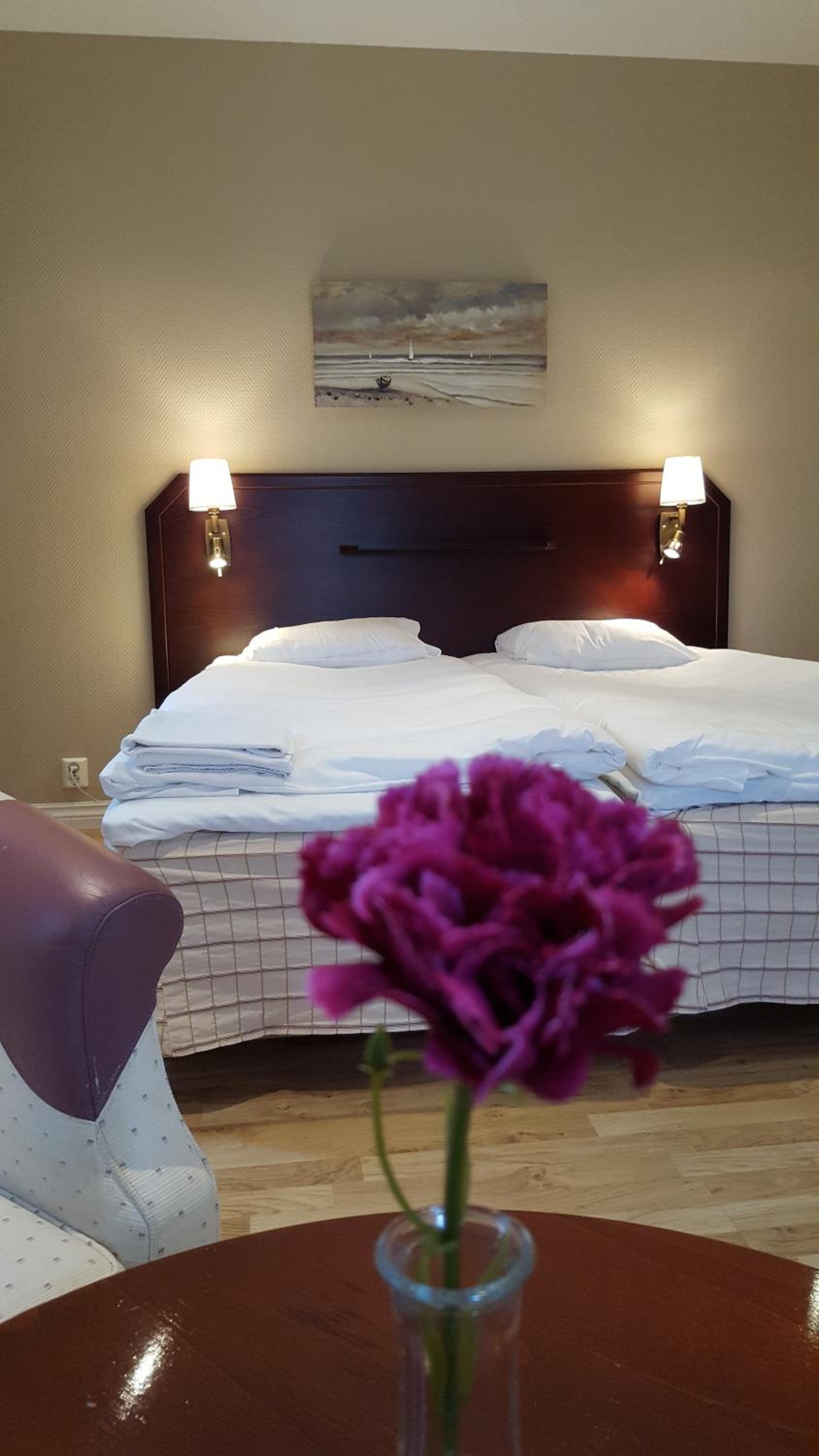 Large Double Room photo 1