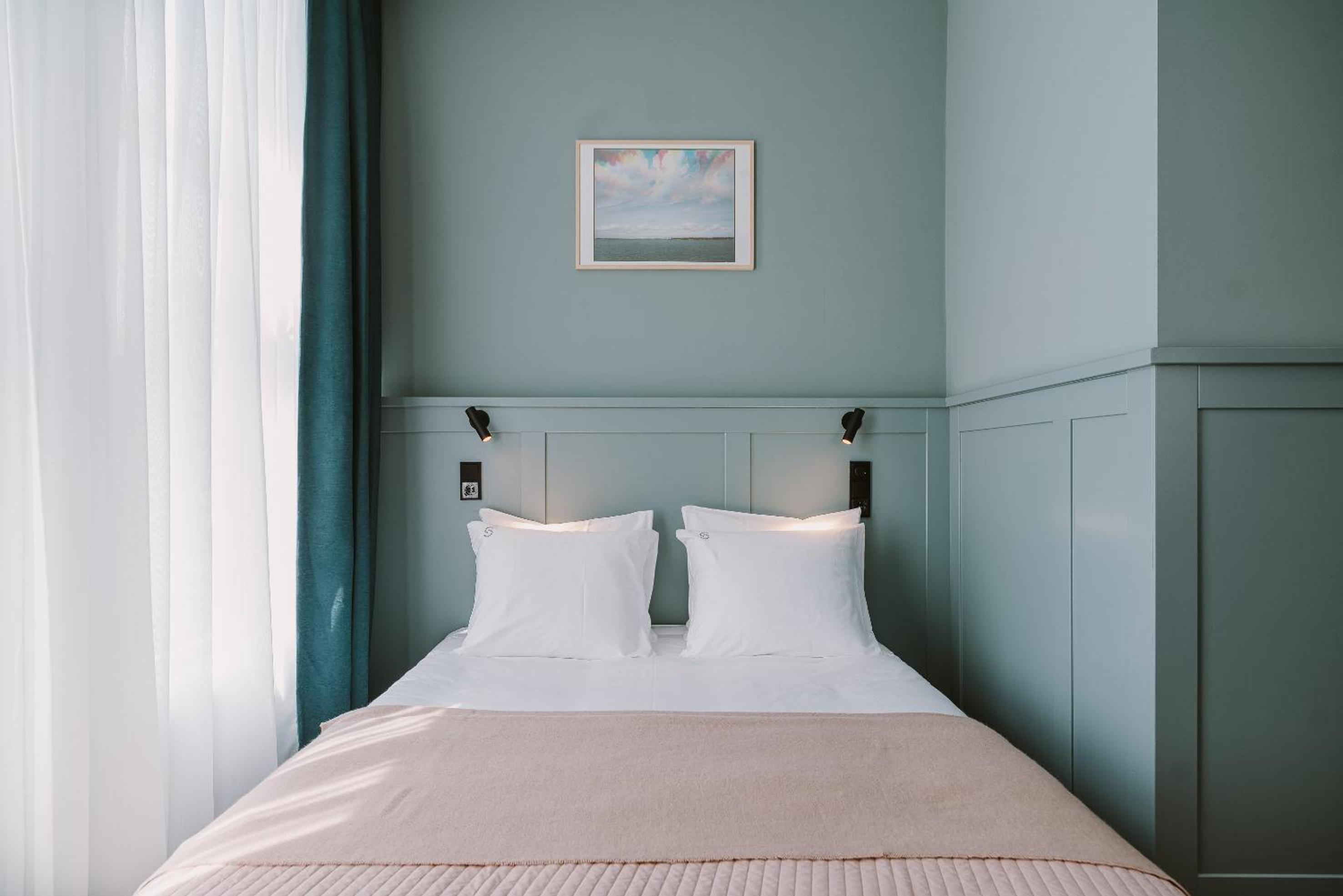 Double Room - Photo 8