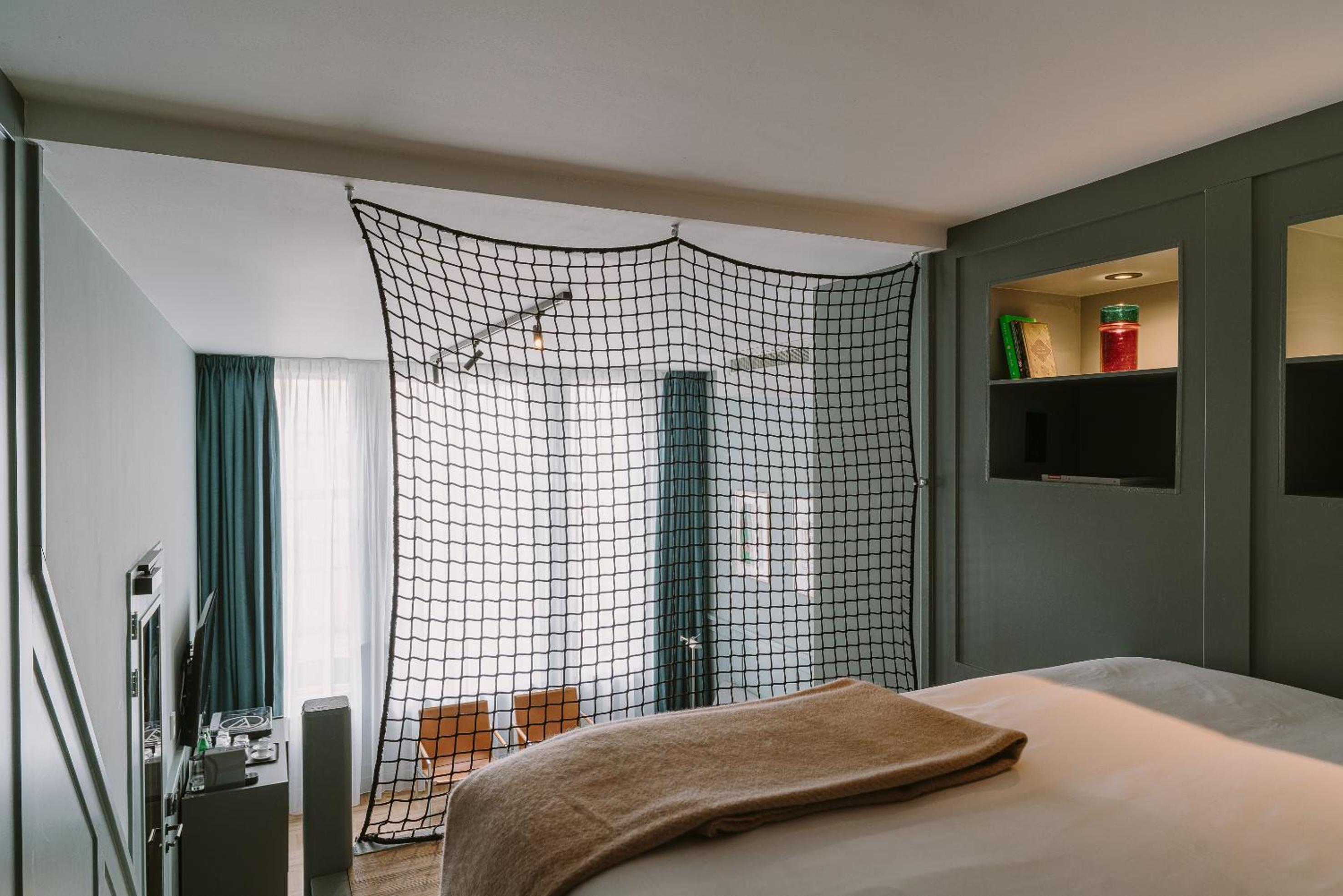 Quadruple Room - Photo 9