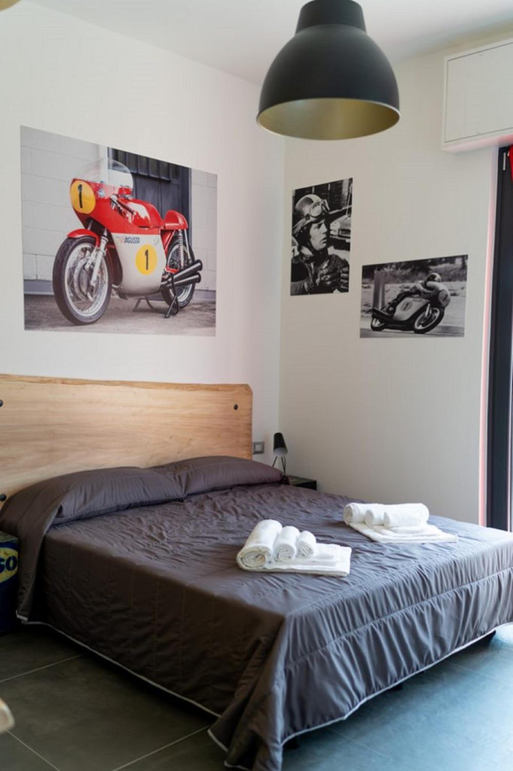 Standard Double Room photo 3