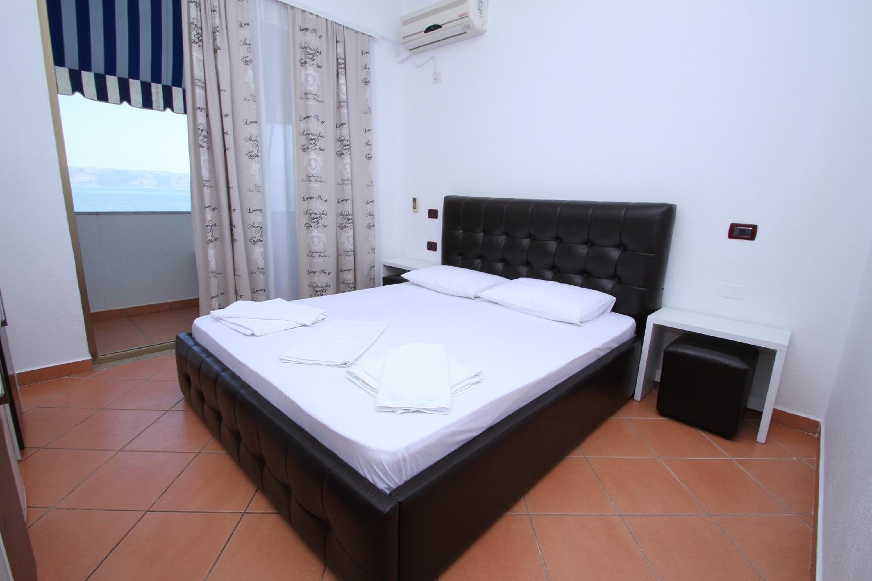 Double Room with Balcony and Sea View