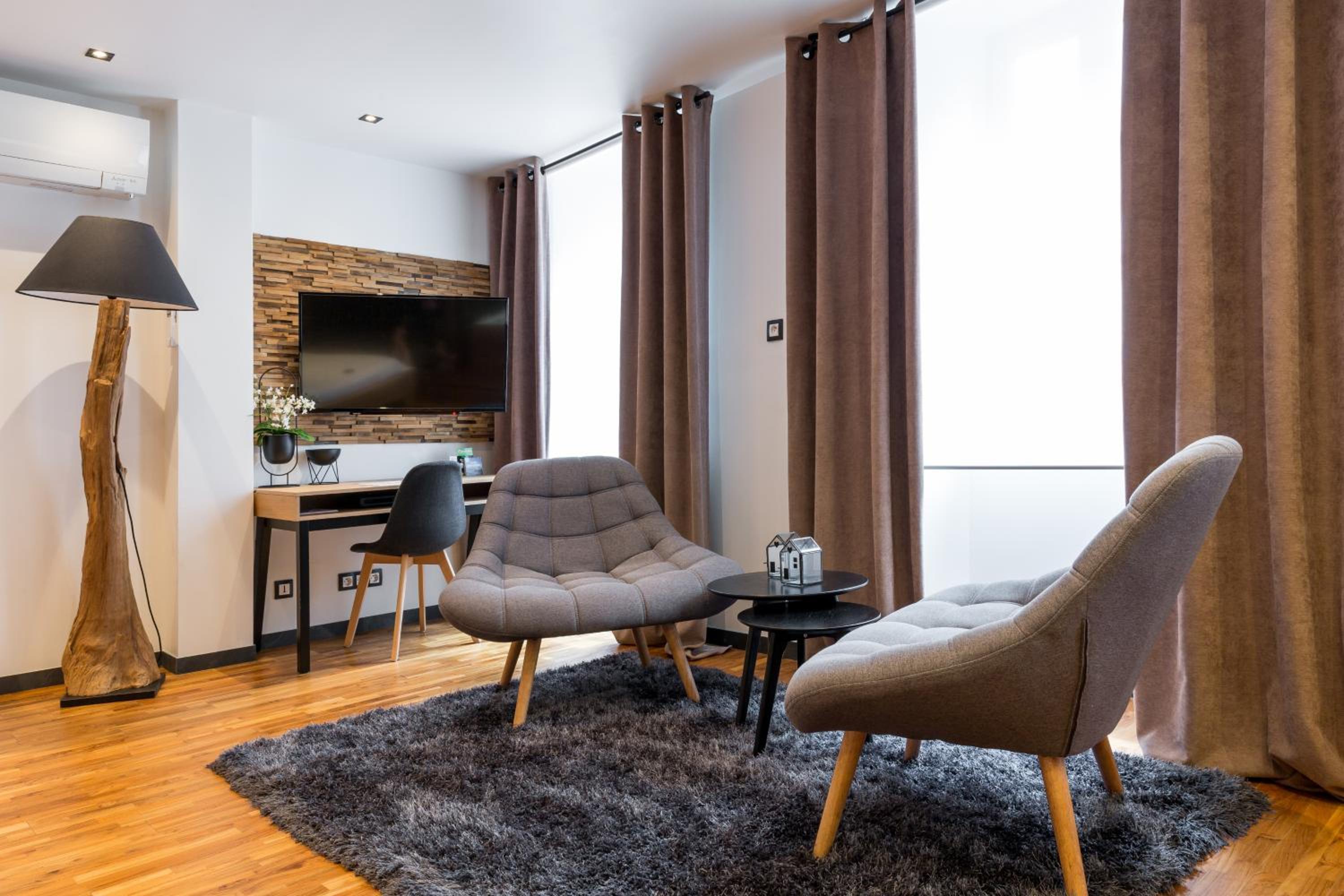 Suite with Jacuzzi and Sauna - Photo 11
