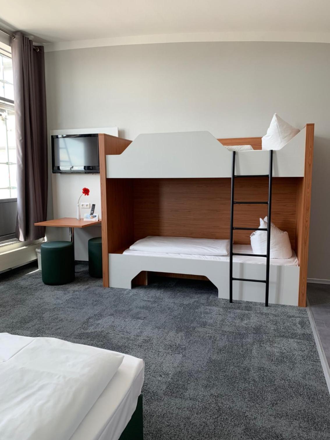 Quadruple Room - Photo 4