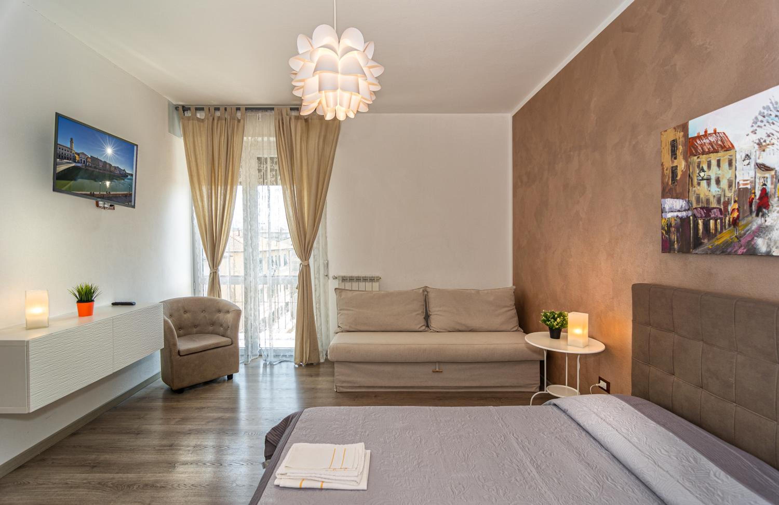 Triple Room with Private Bathroom photo 1