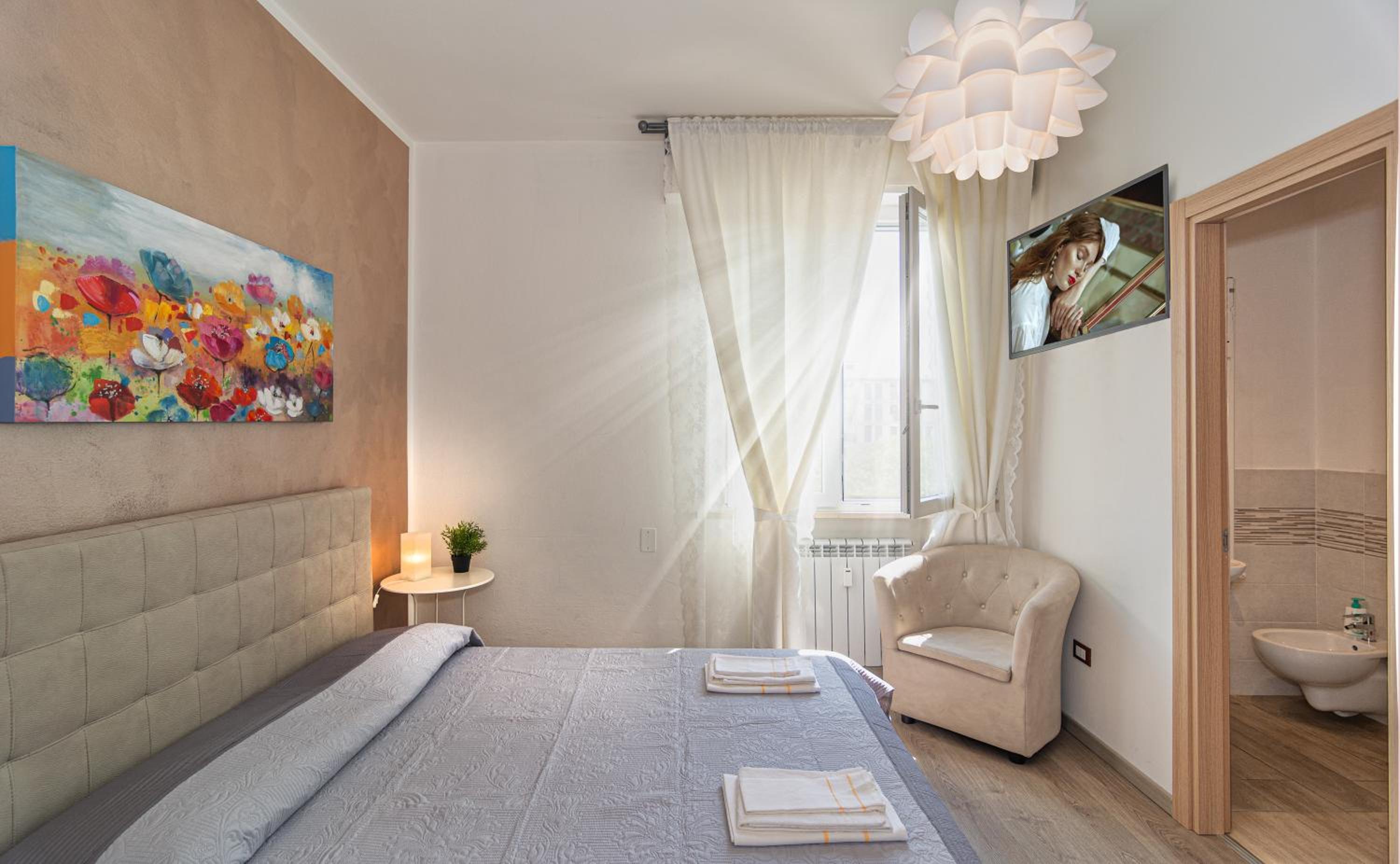 Double Room with Private Bathroom photo 1