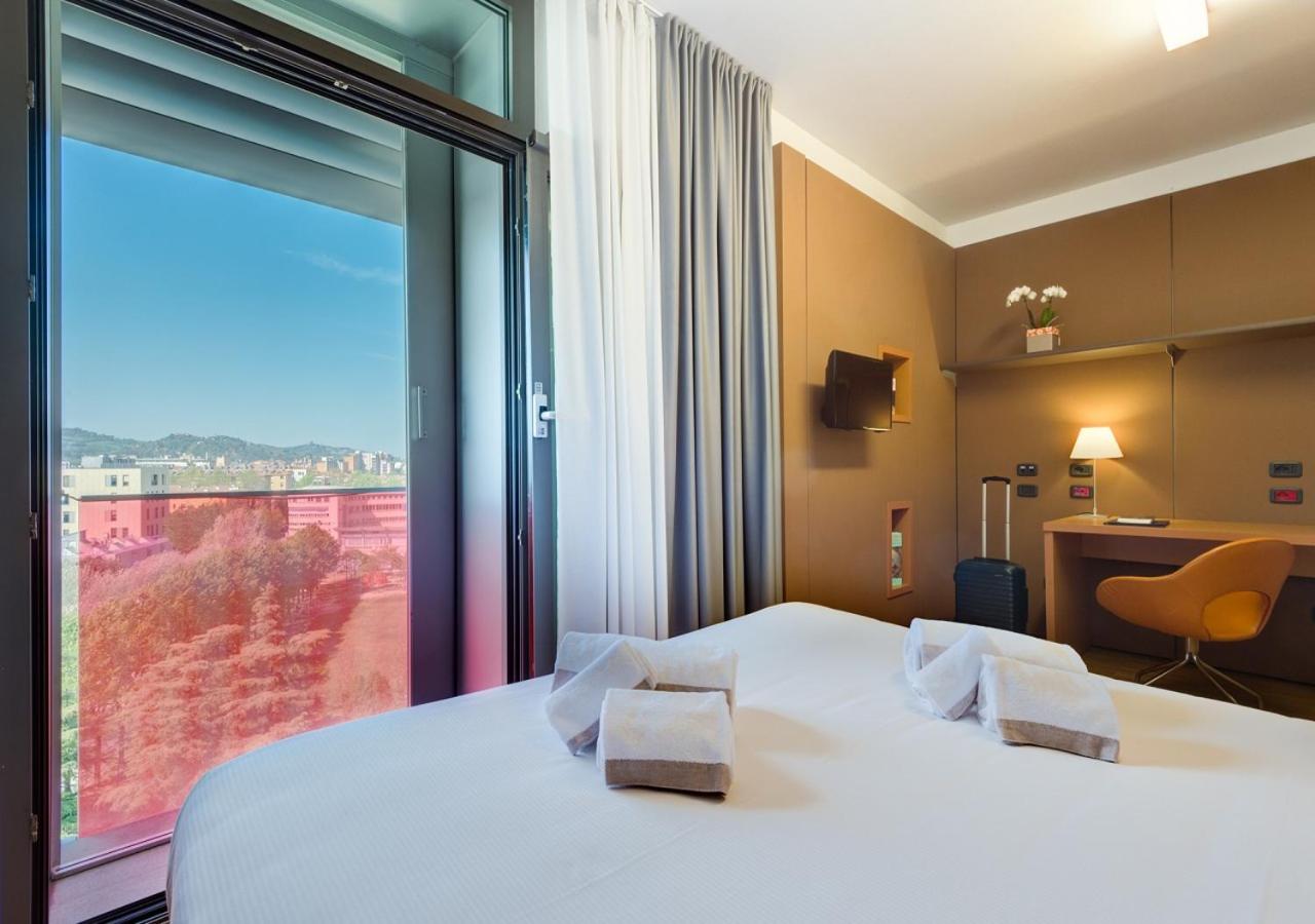 Standard Double or Twin Room photo 3