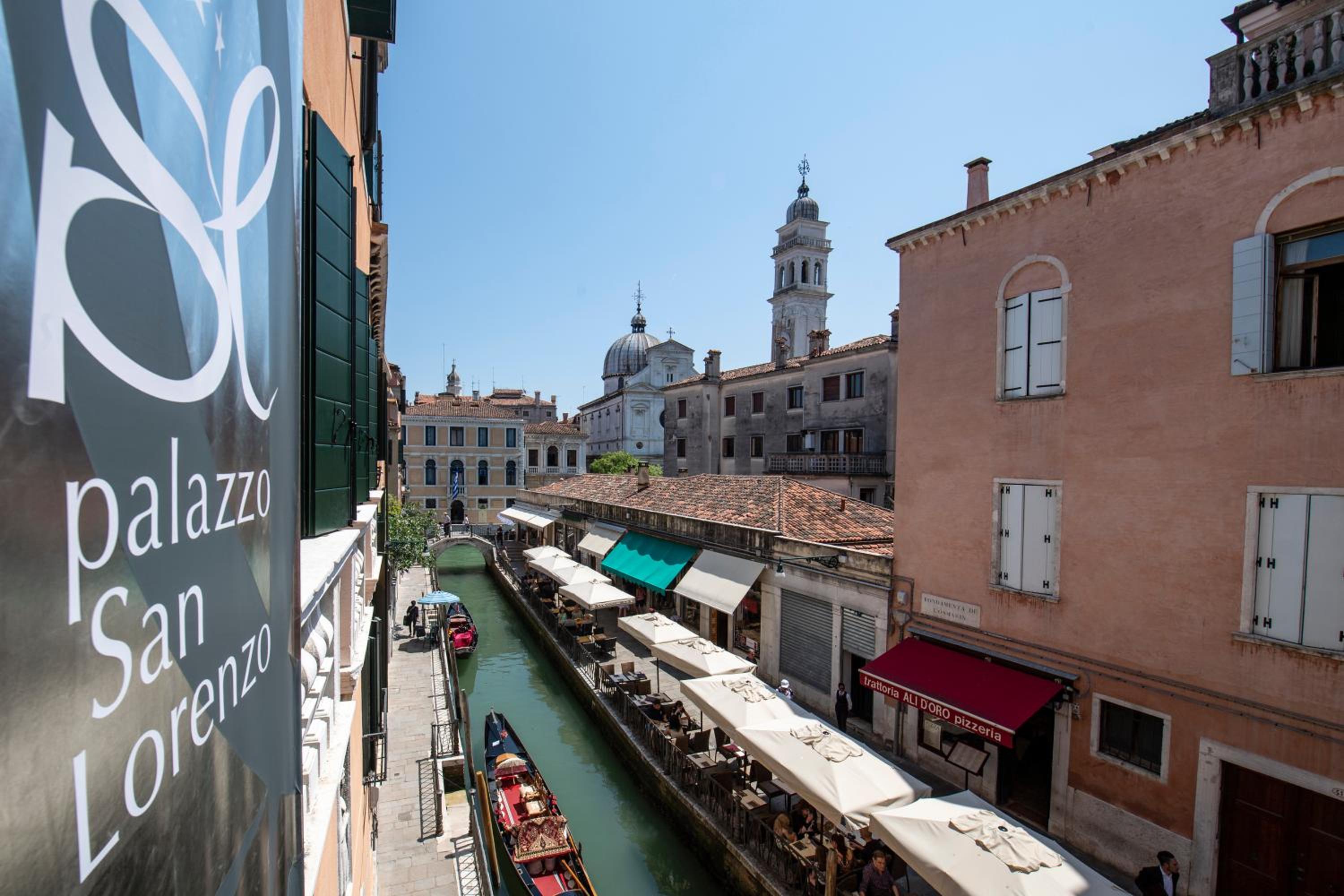 Junior Suite with Canal View