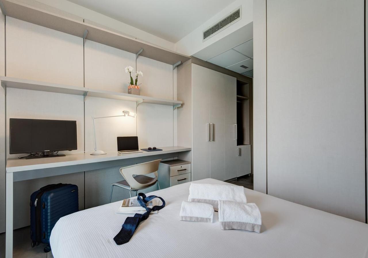 Economy Double Room photo 2