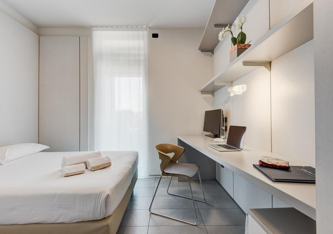 Economy Double Room photo 3