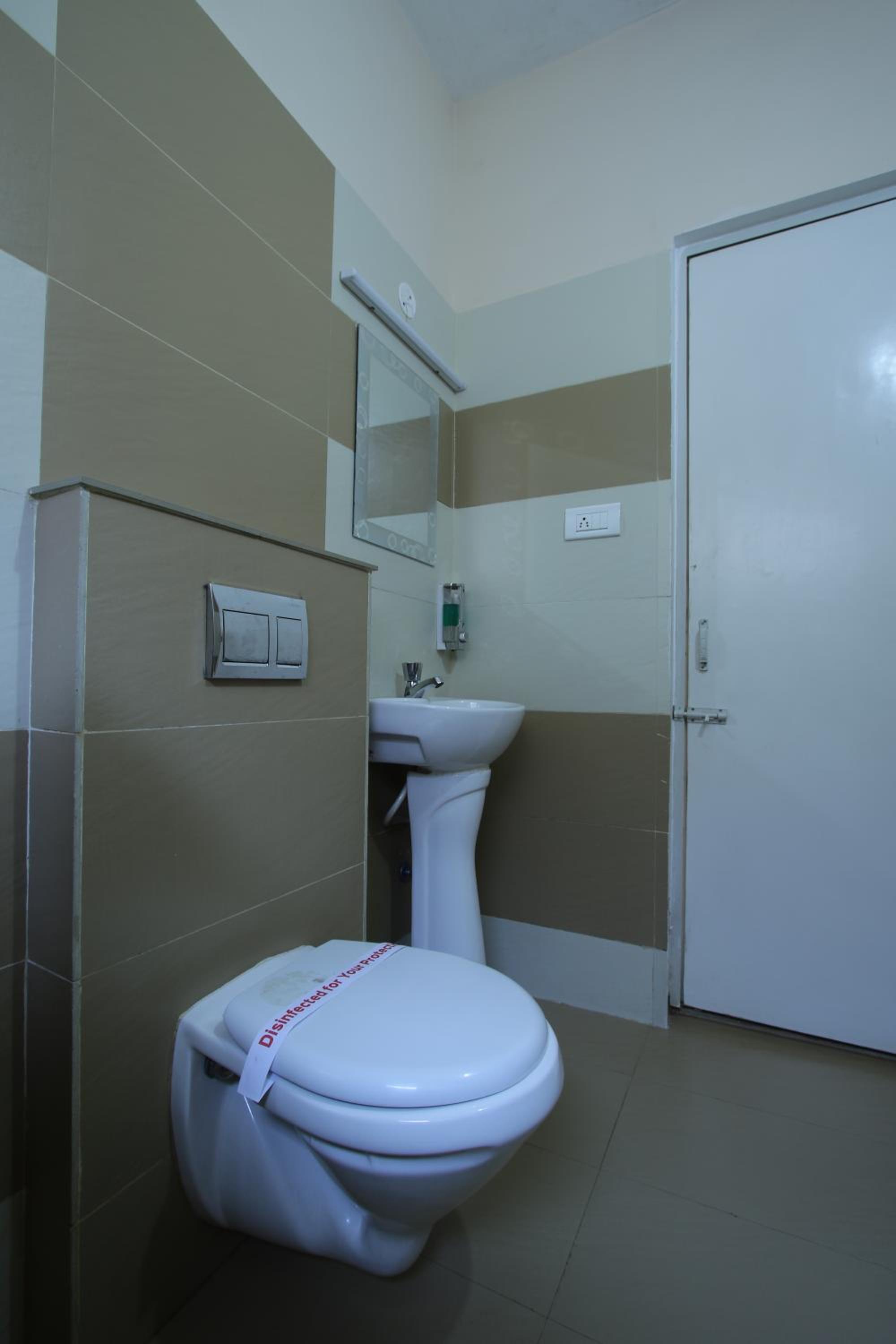 Deluxe Double Room photo 3