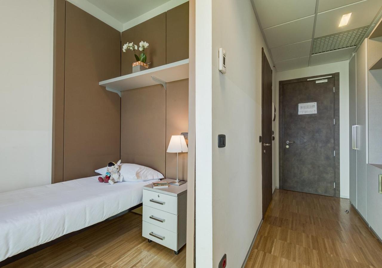 Standard Triple Room photo 3