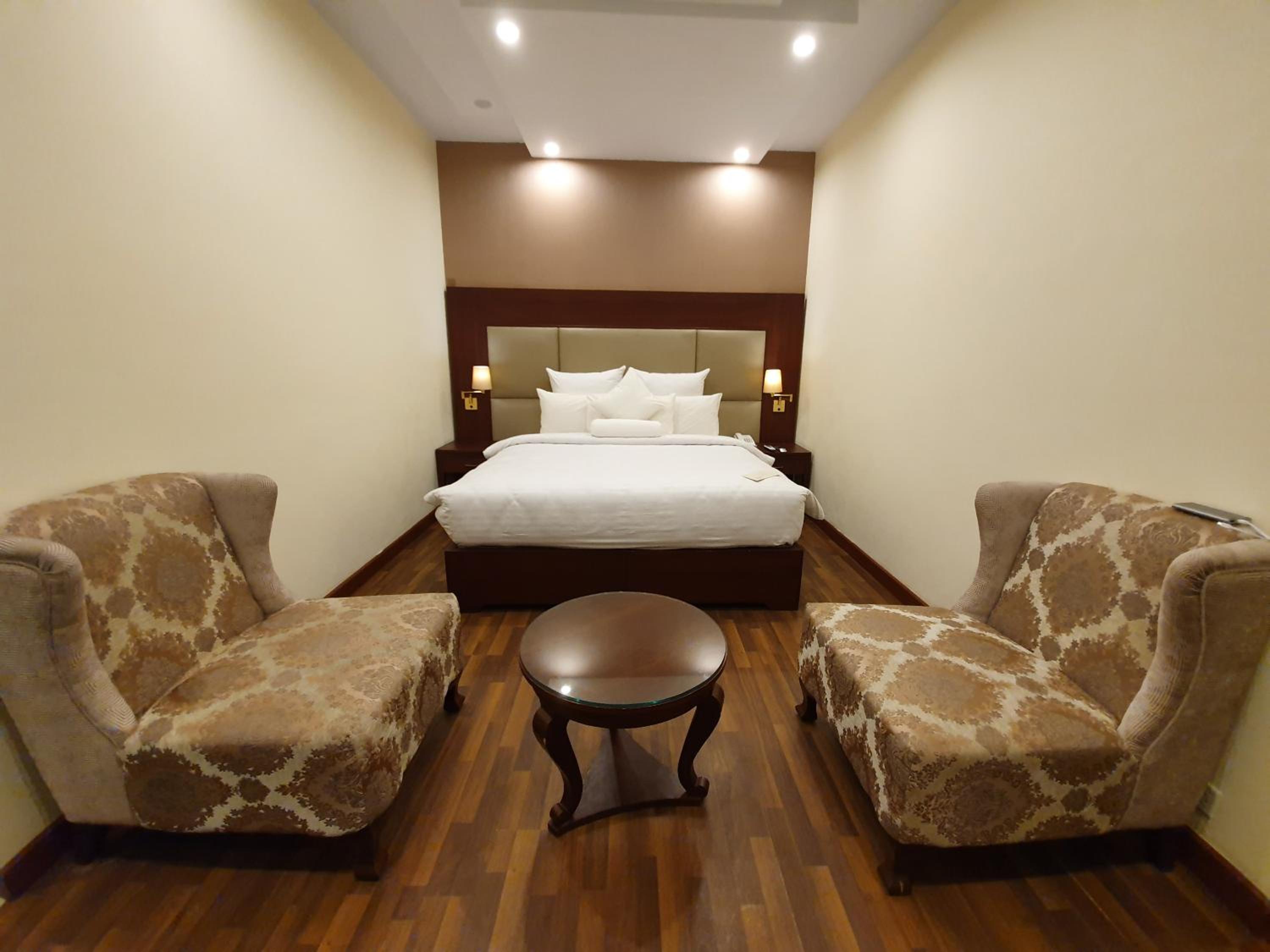 Single Room - Photo 14