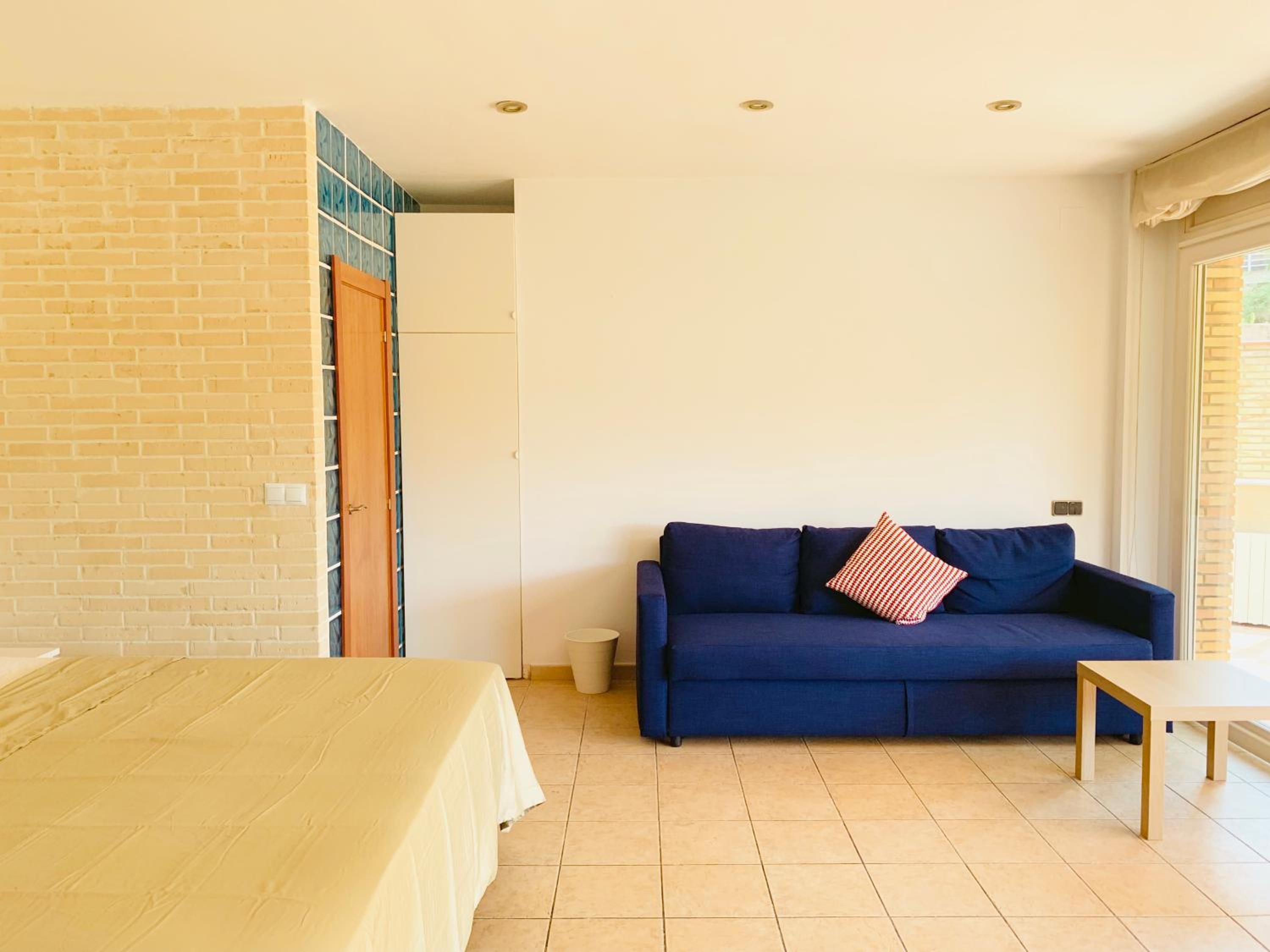 Family Room with Balcony photo 2