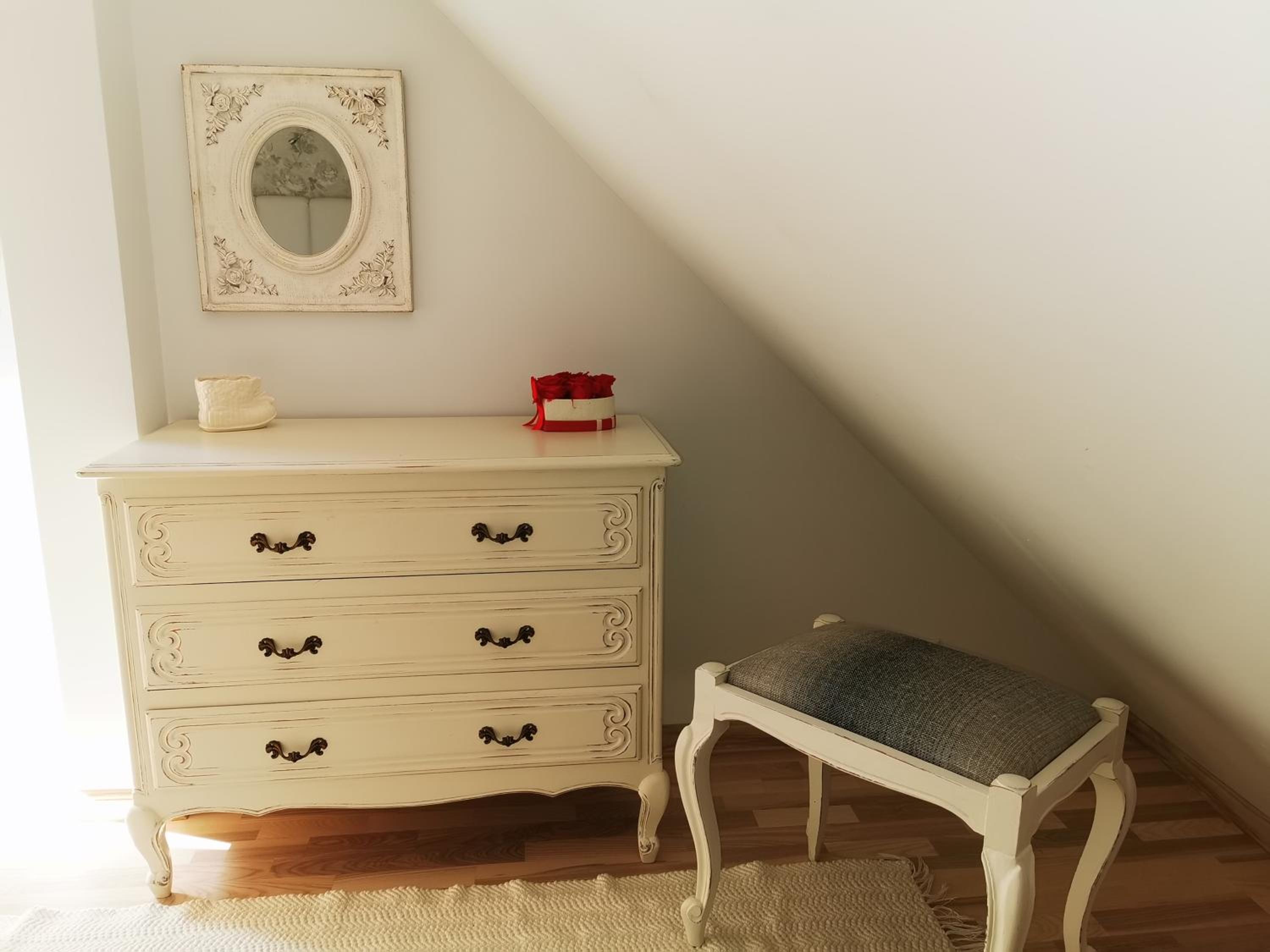 Two-Bedroom Apartment - Photo 9
