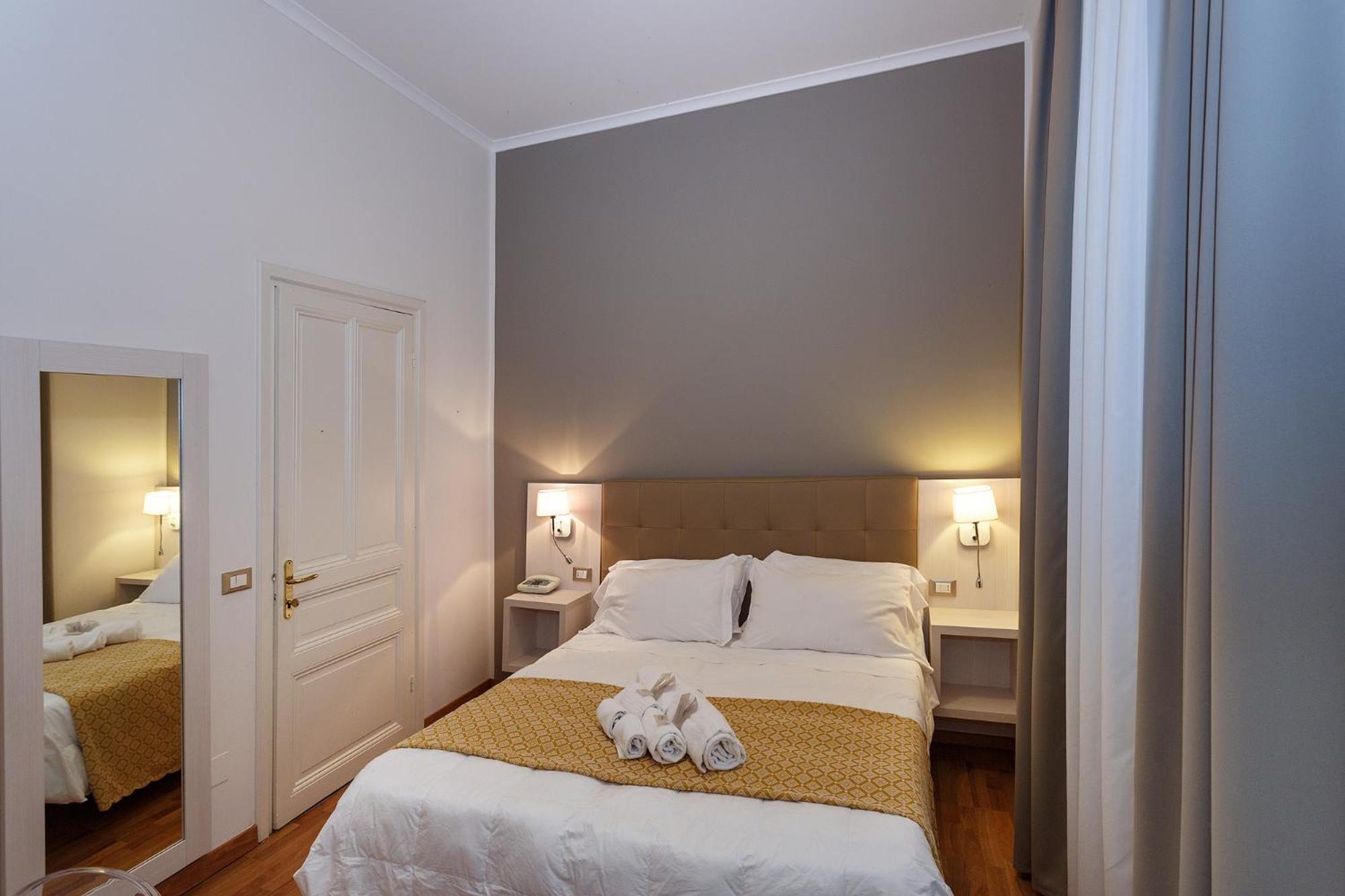 Economy Double Room - Photo 6