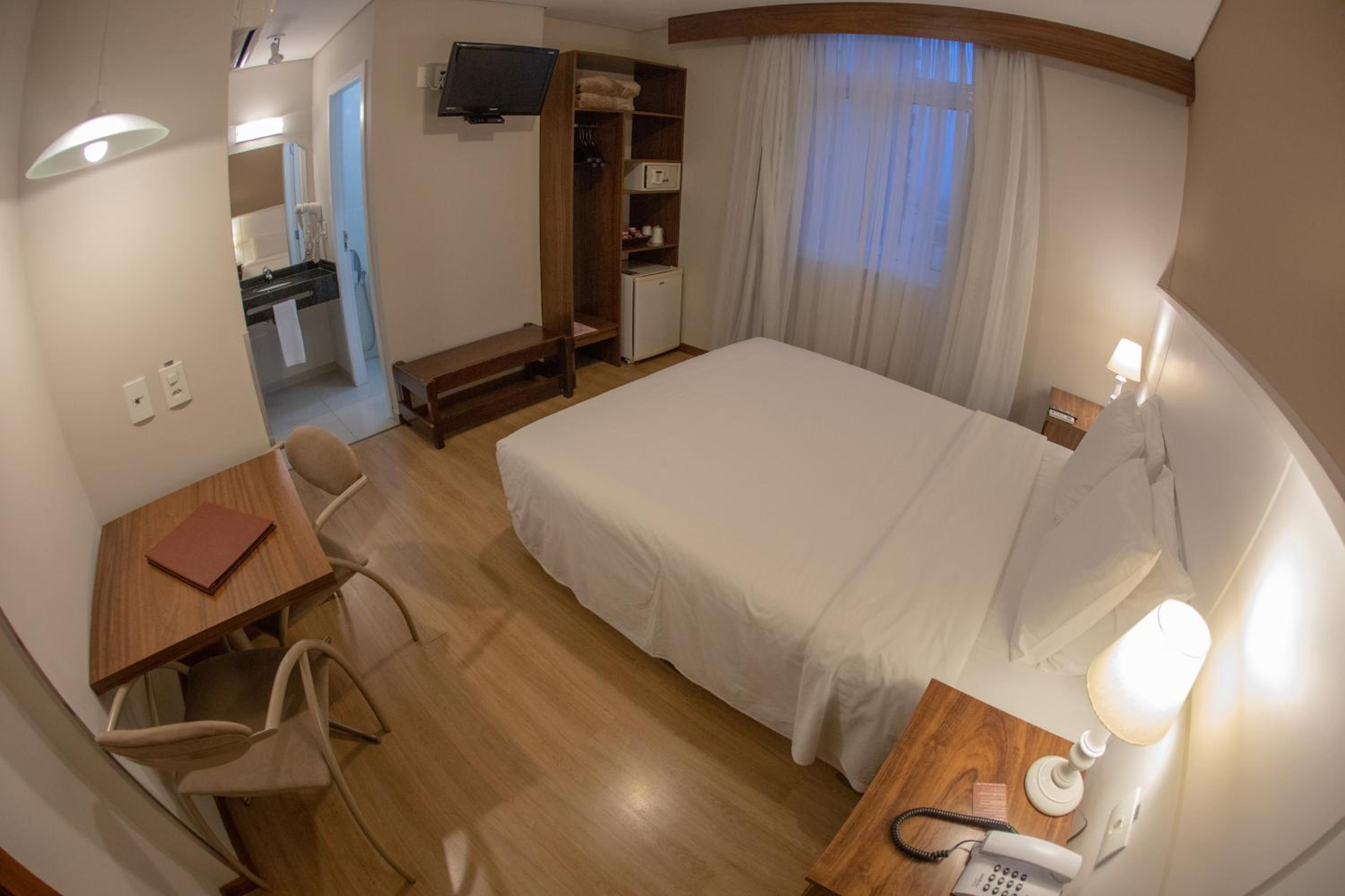 Executive Double Room - Photo 14