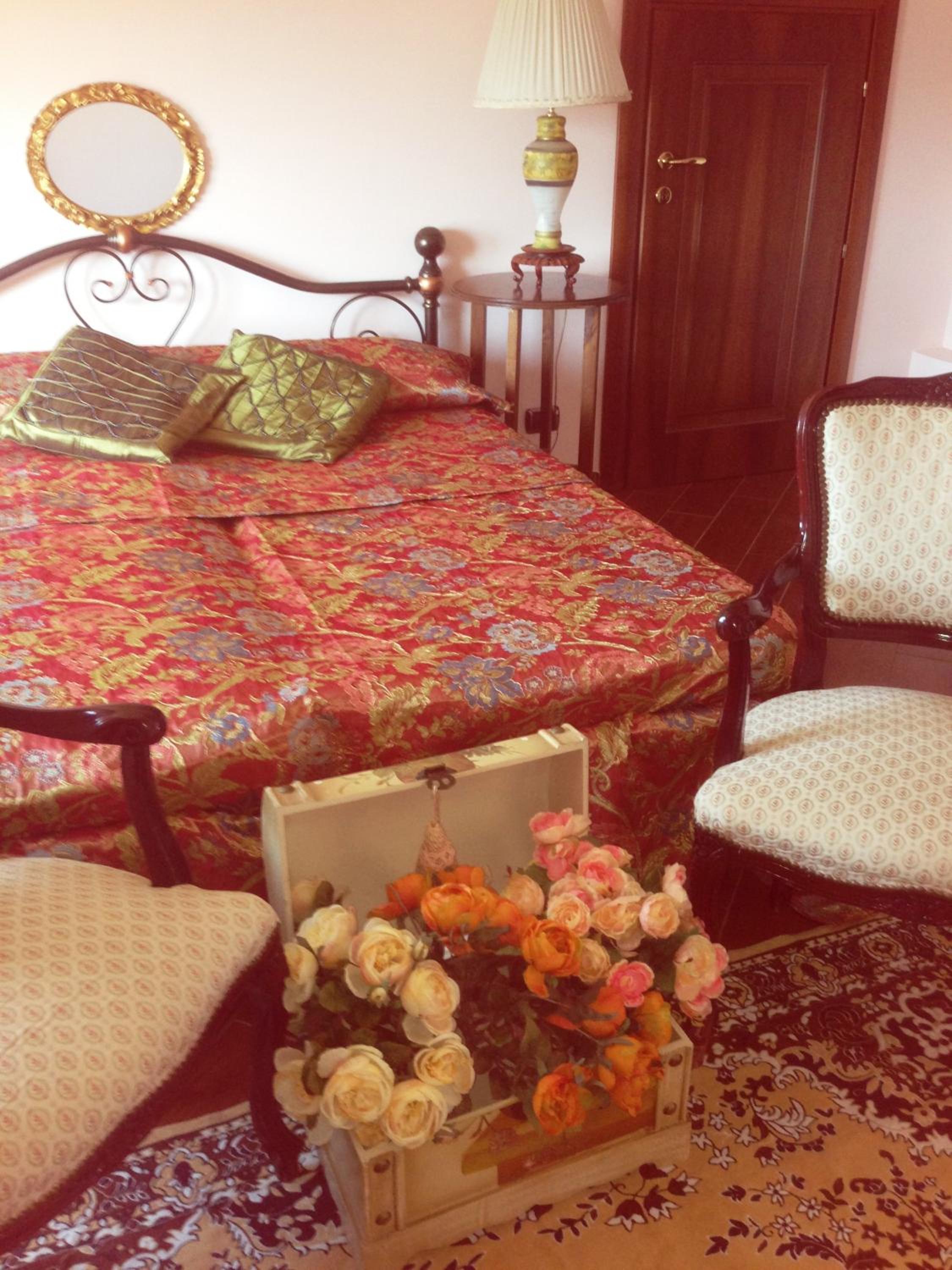 Double Room with Private Bathroom photo 1