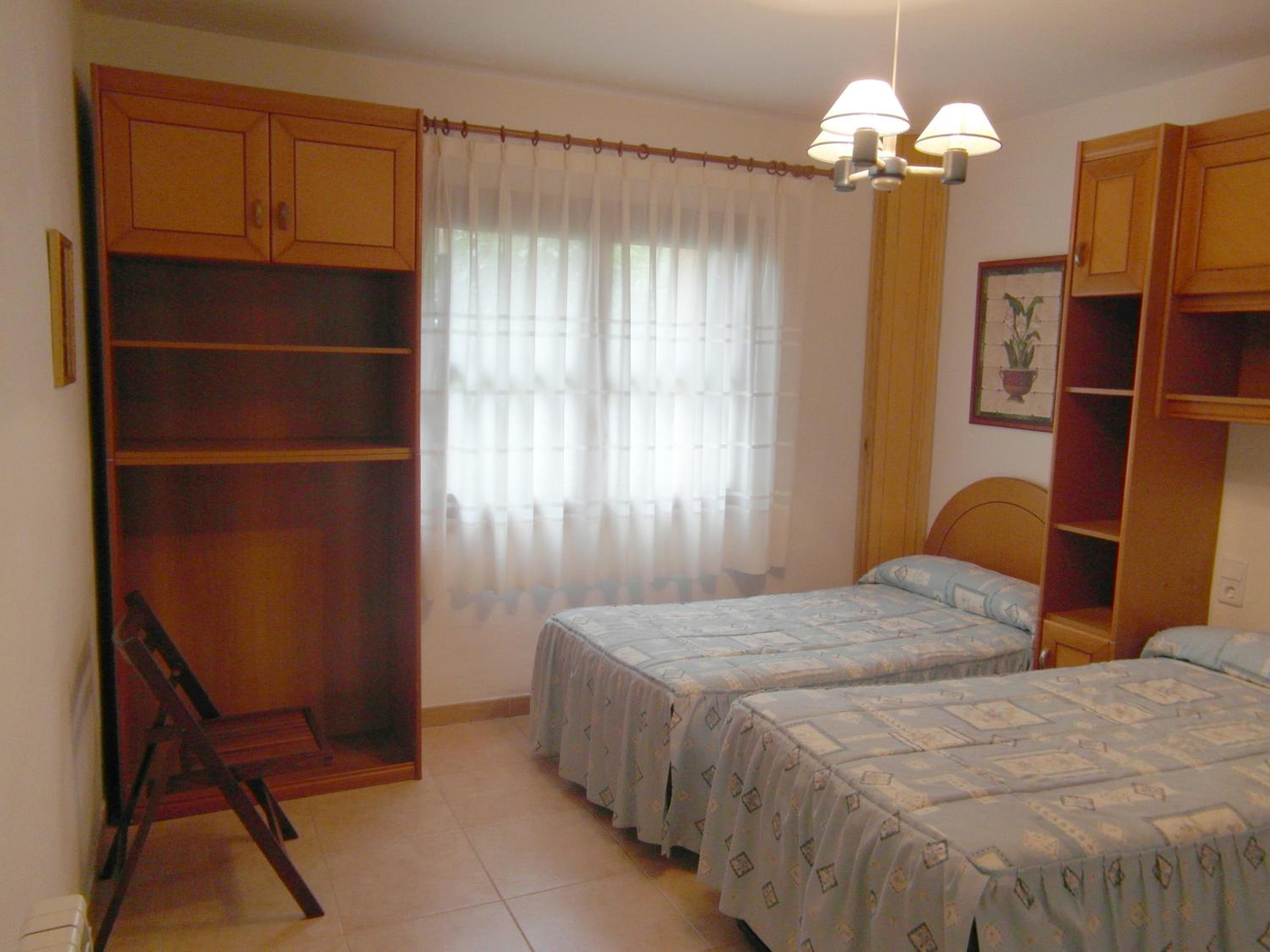Three-Bedroom Apartment photo 3