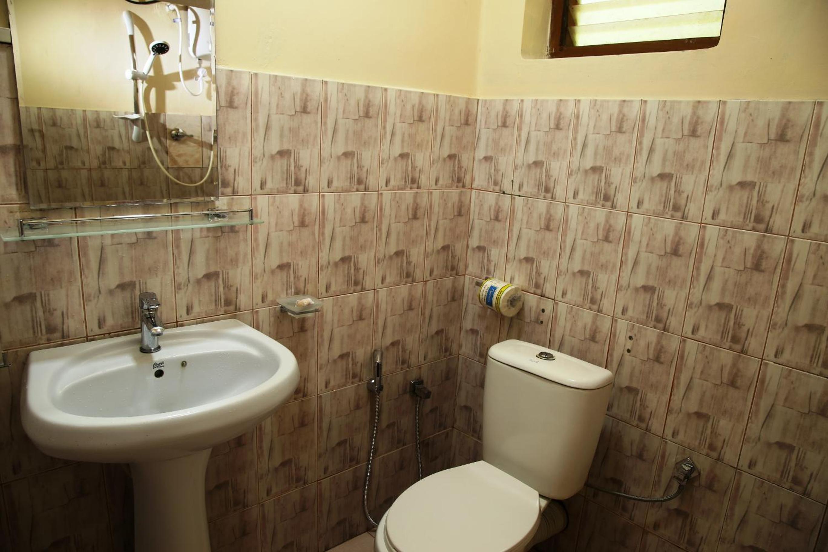 Deluxe Family Room photo 3