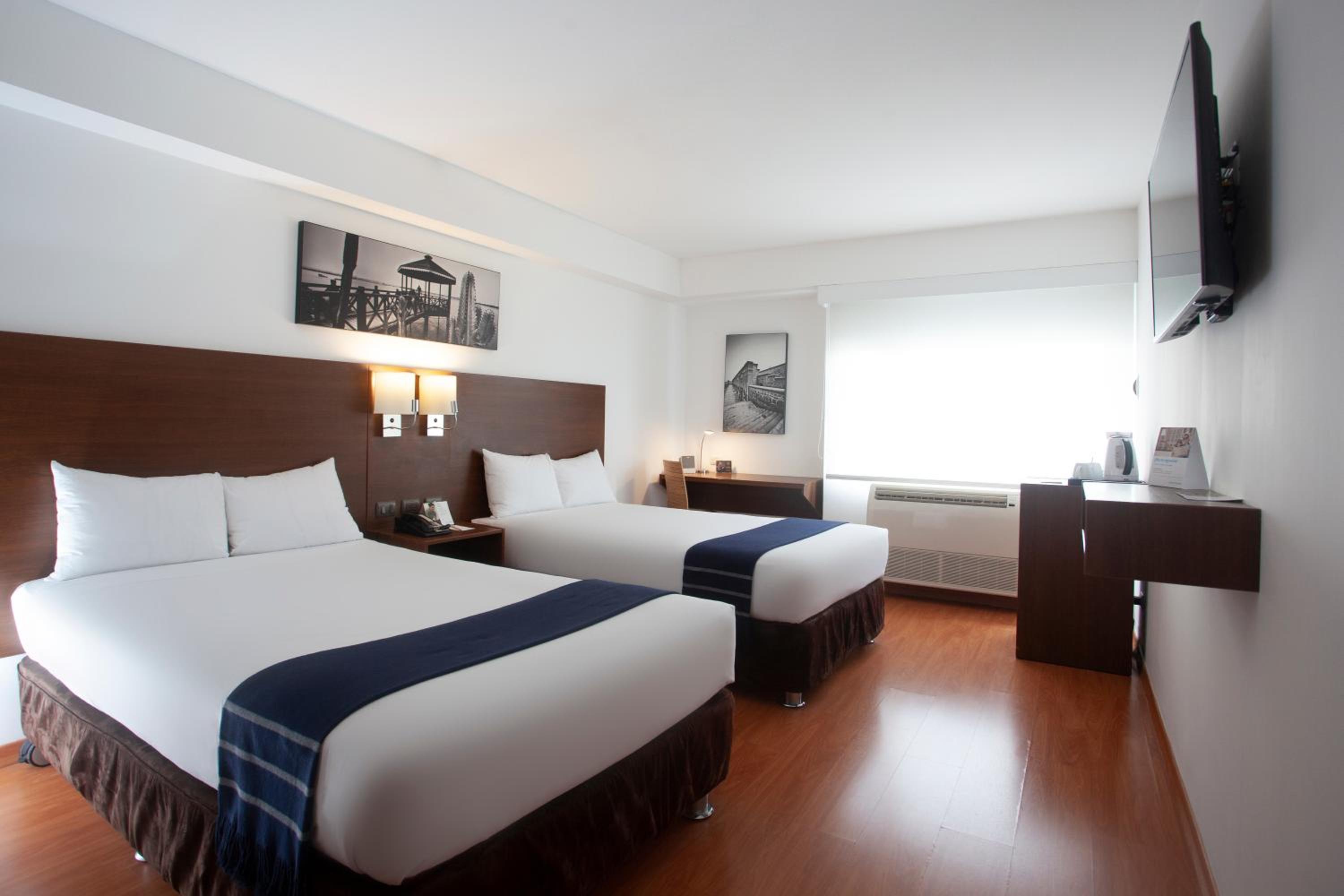 Superior Twin Room - Photo 1