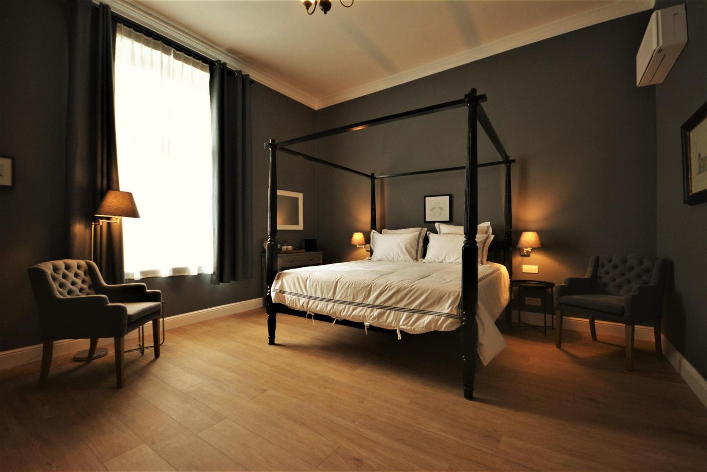 Superior King Room photo 1