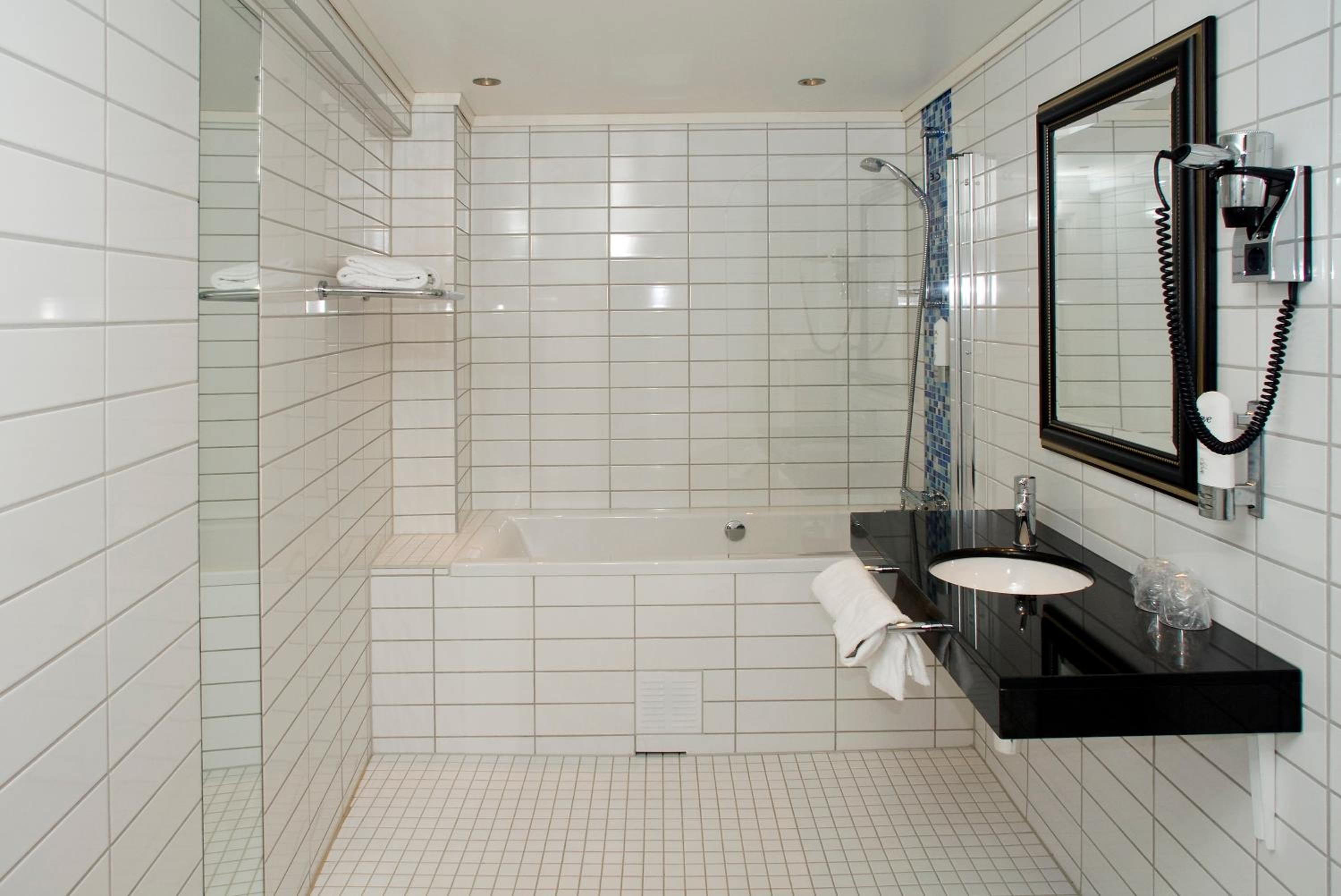 Double Room Deluxe - Photo 2