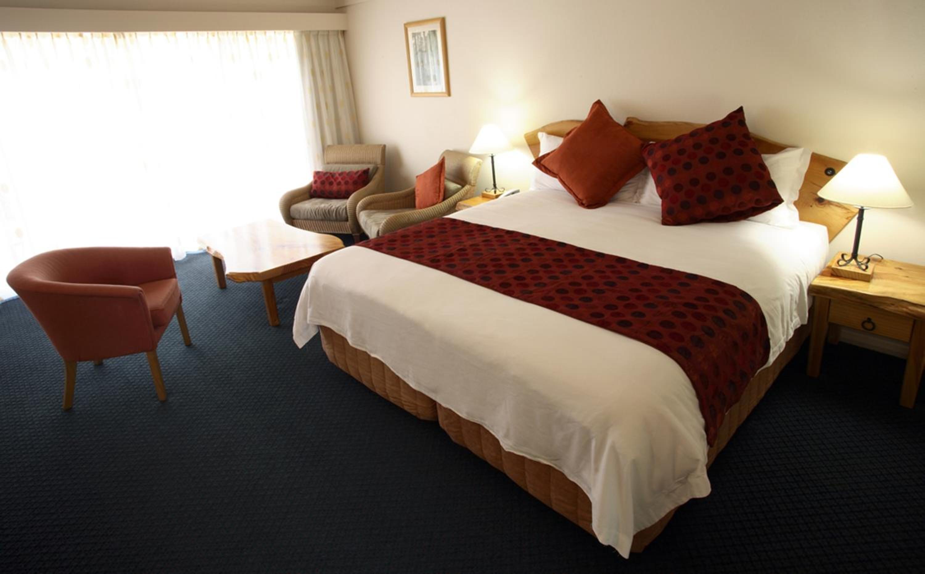 Forest View Spa Suite photo 1