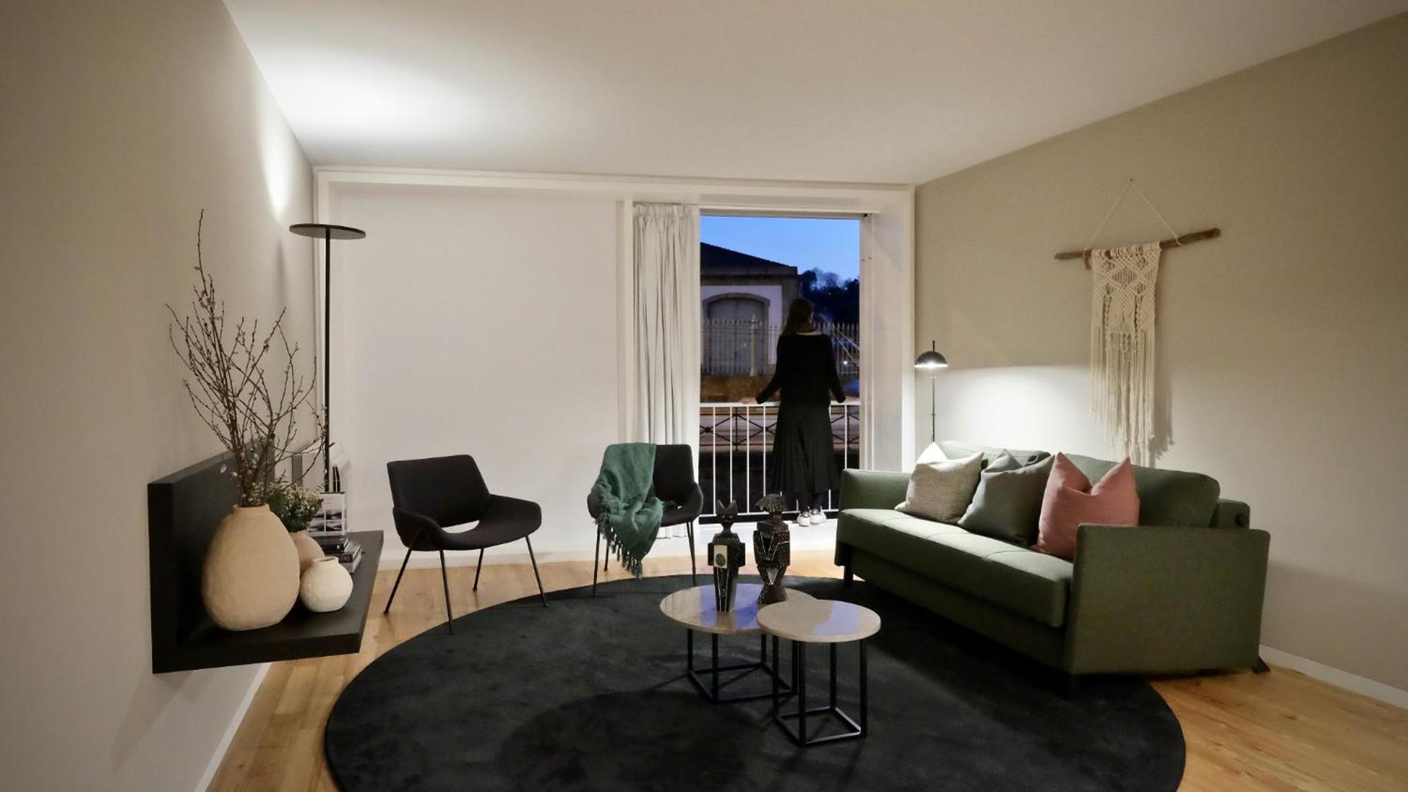 One-Bedroom Apartment with River View - Photo 1
