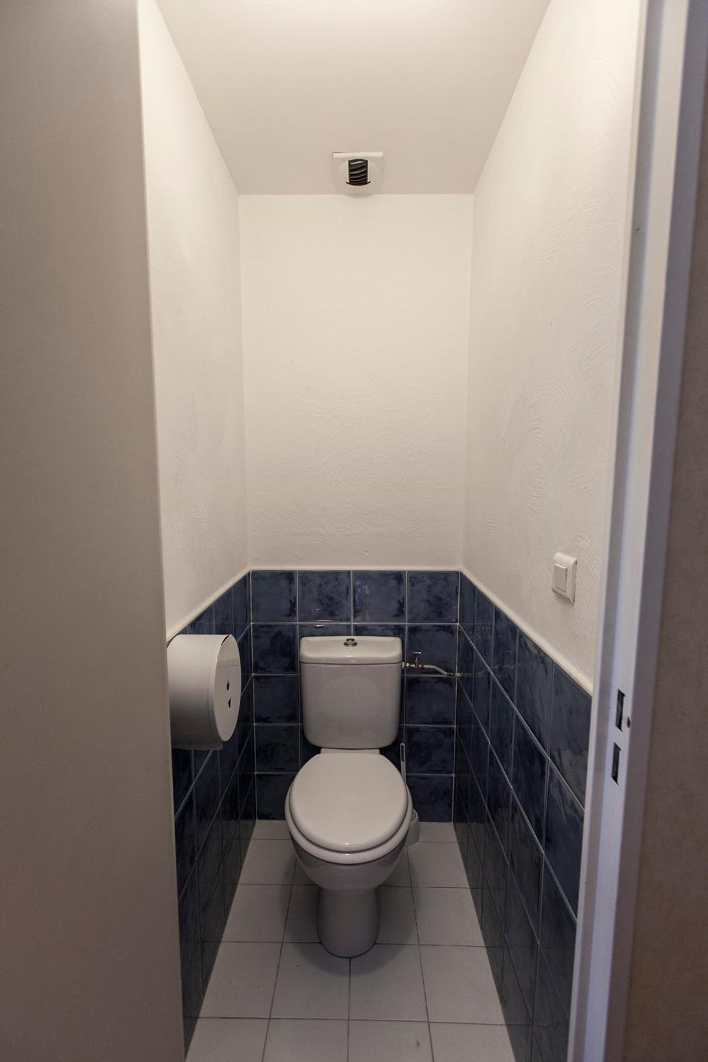 Double Room with Private Bathroom - Photo 3