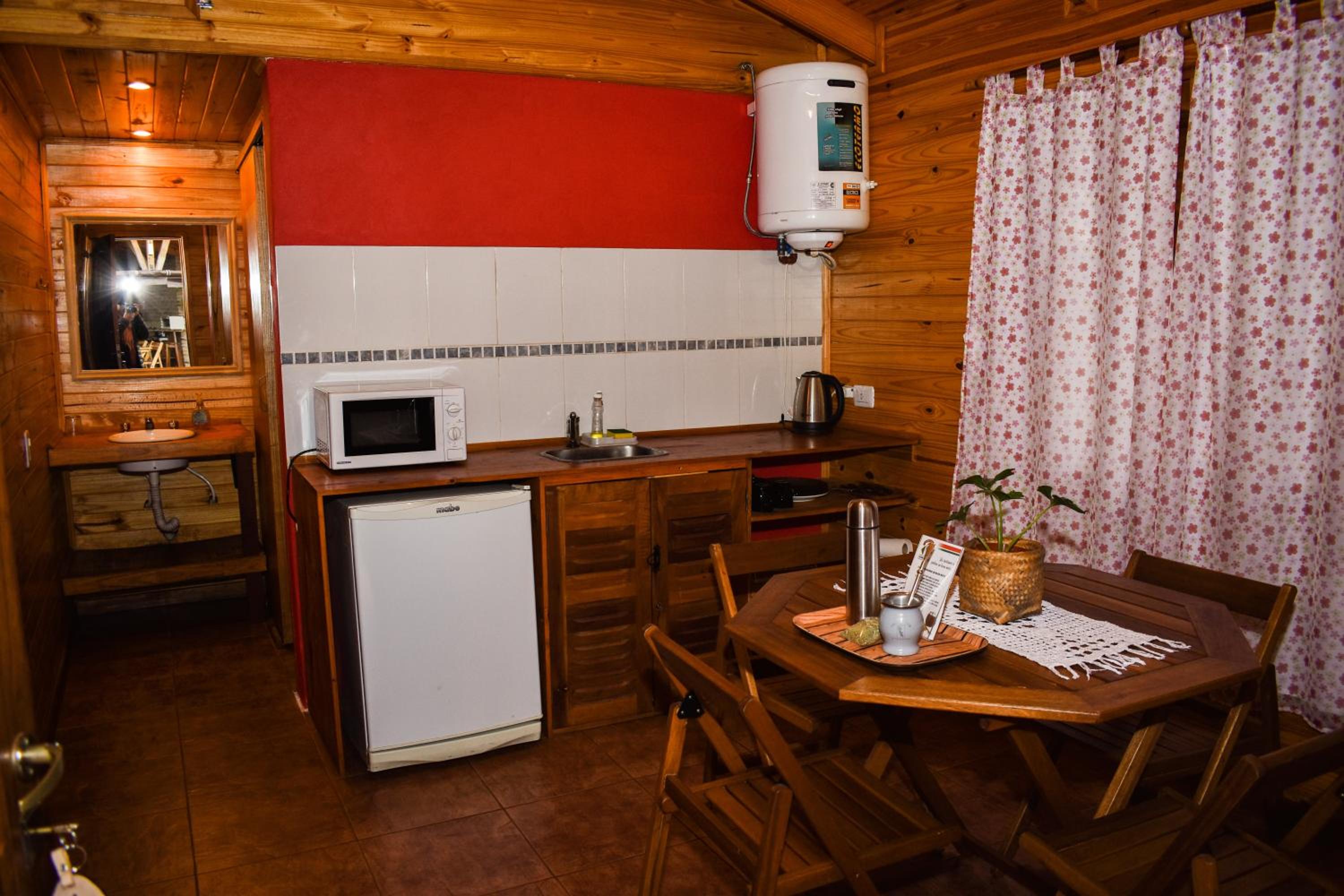 Two-Bedroom Bungalow photo 2