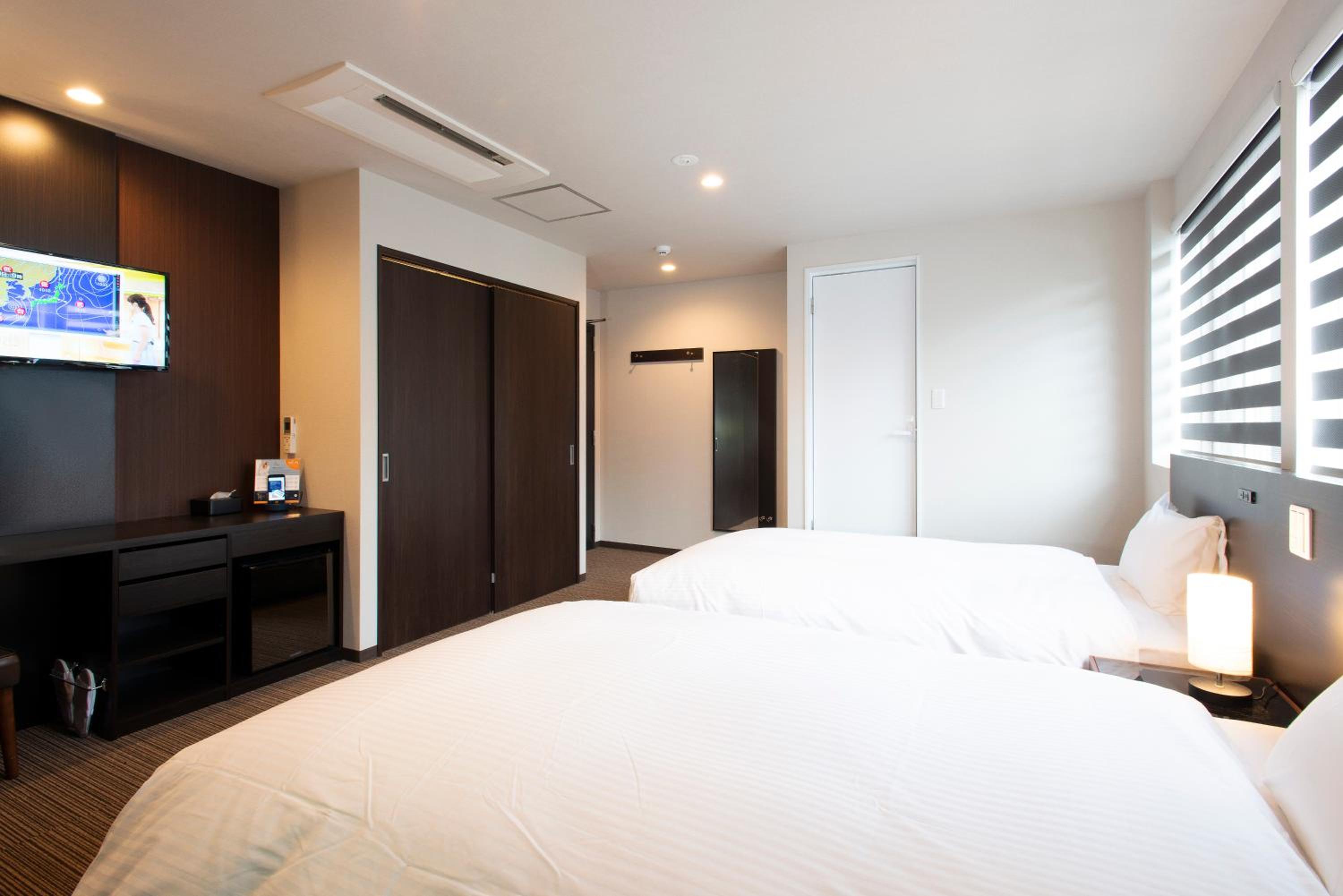 Deluxe Twin Room - Eco Plan(No Daily Cleaning) photo 2