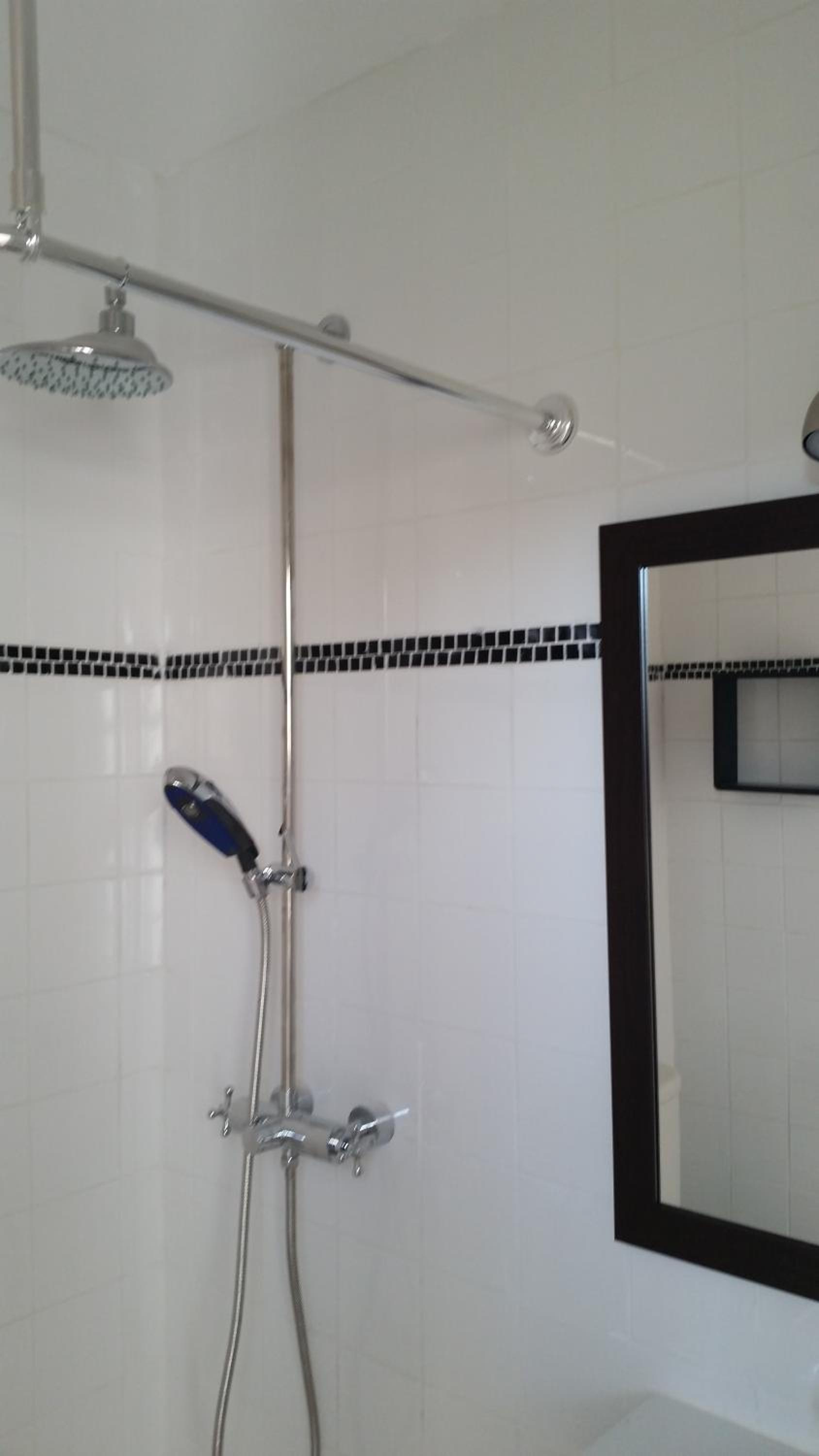 Double Room with Private Bathroom - Photo 3