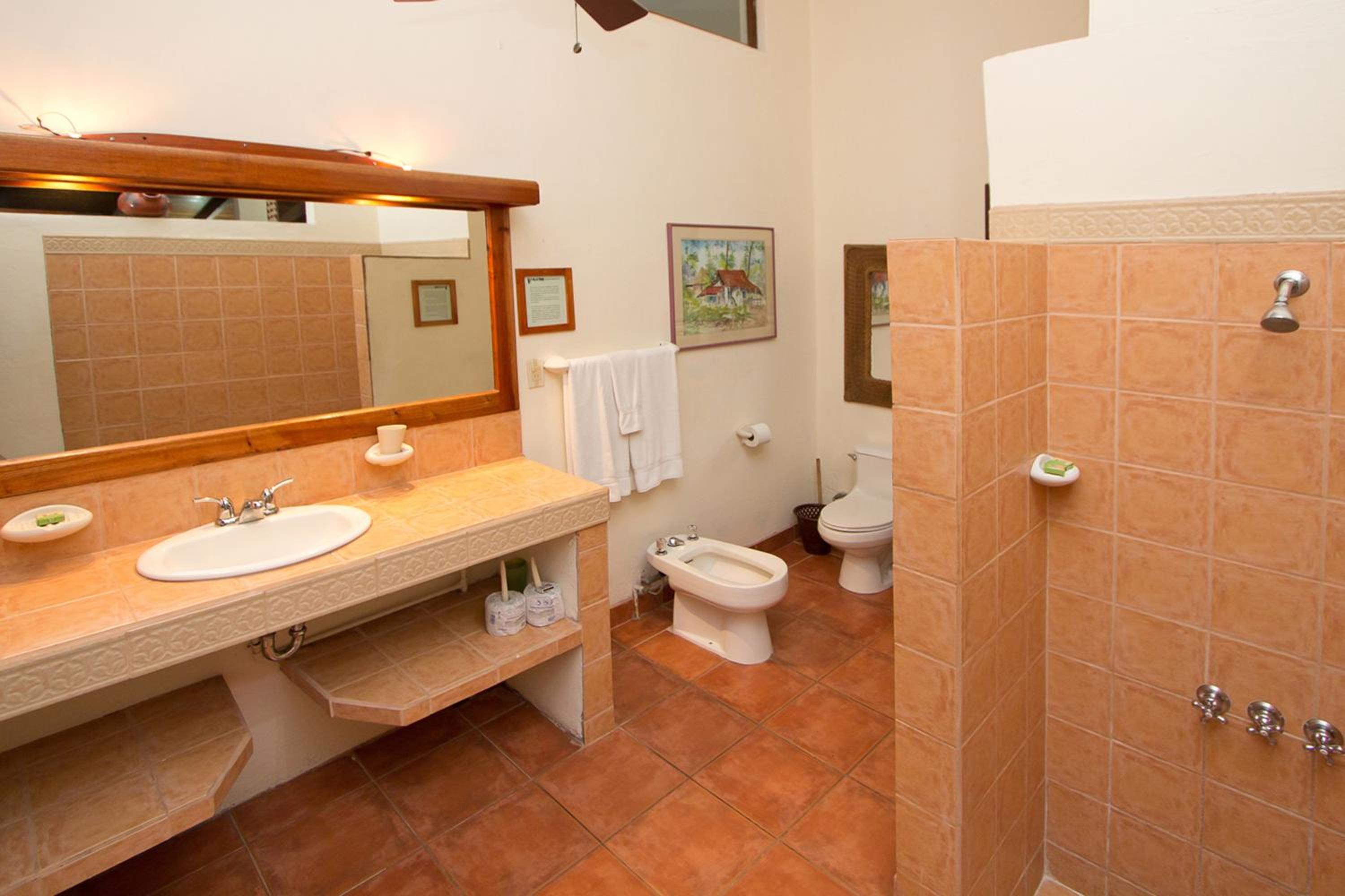 Large Double Room photo 3