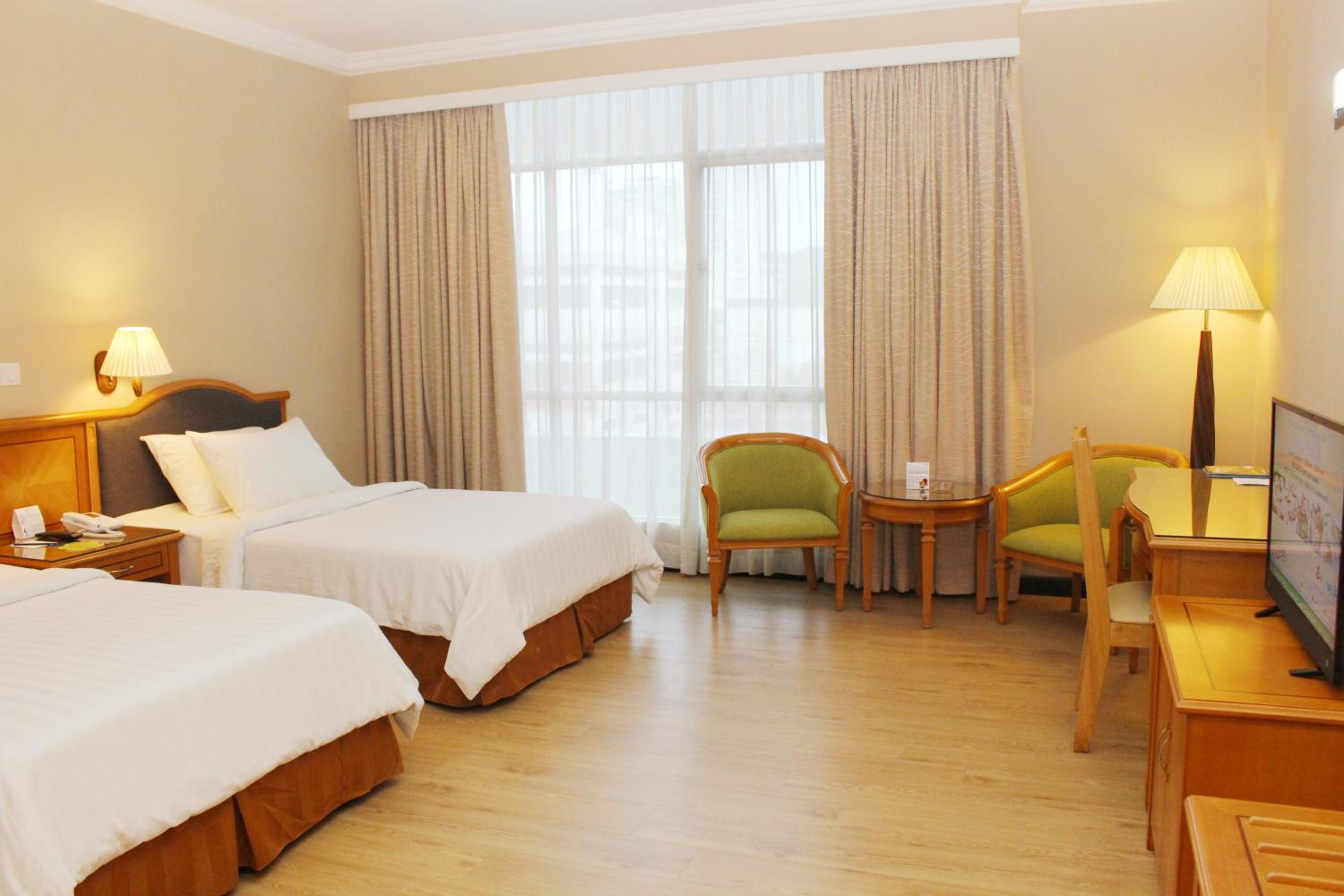 Standard Twin Room photo 2