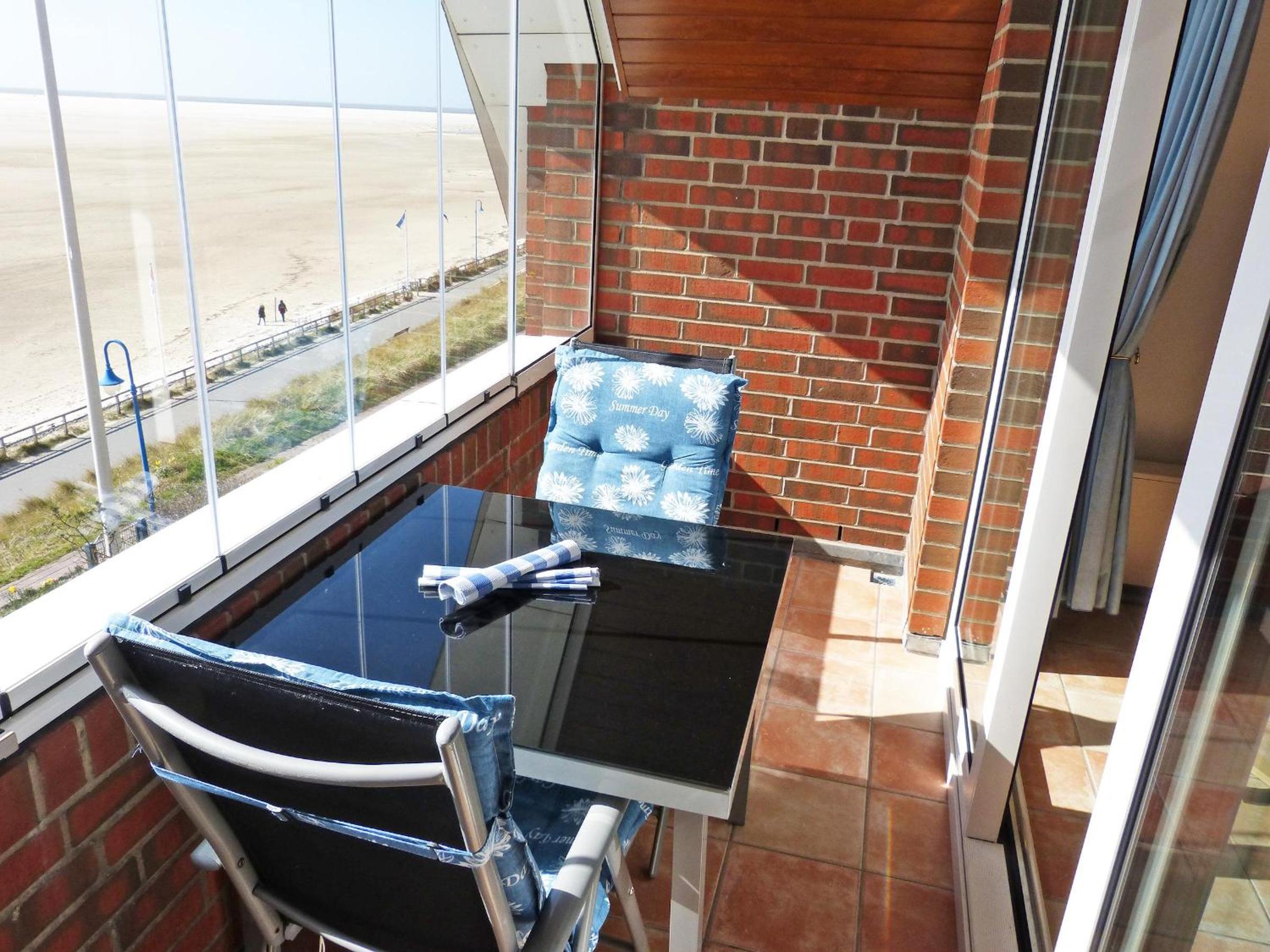 Apartment with Sea View photo 2