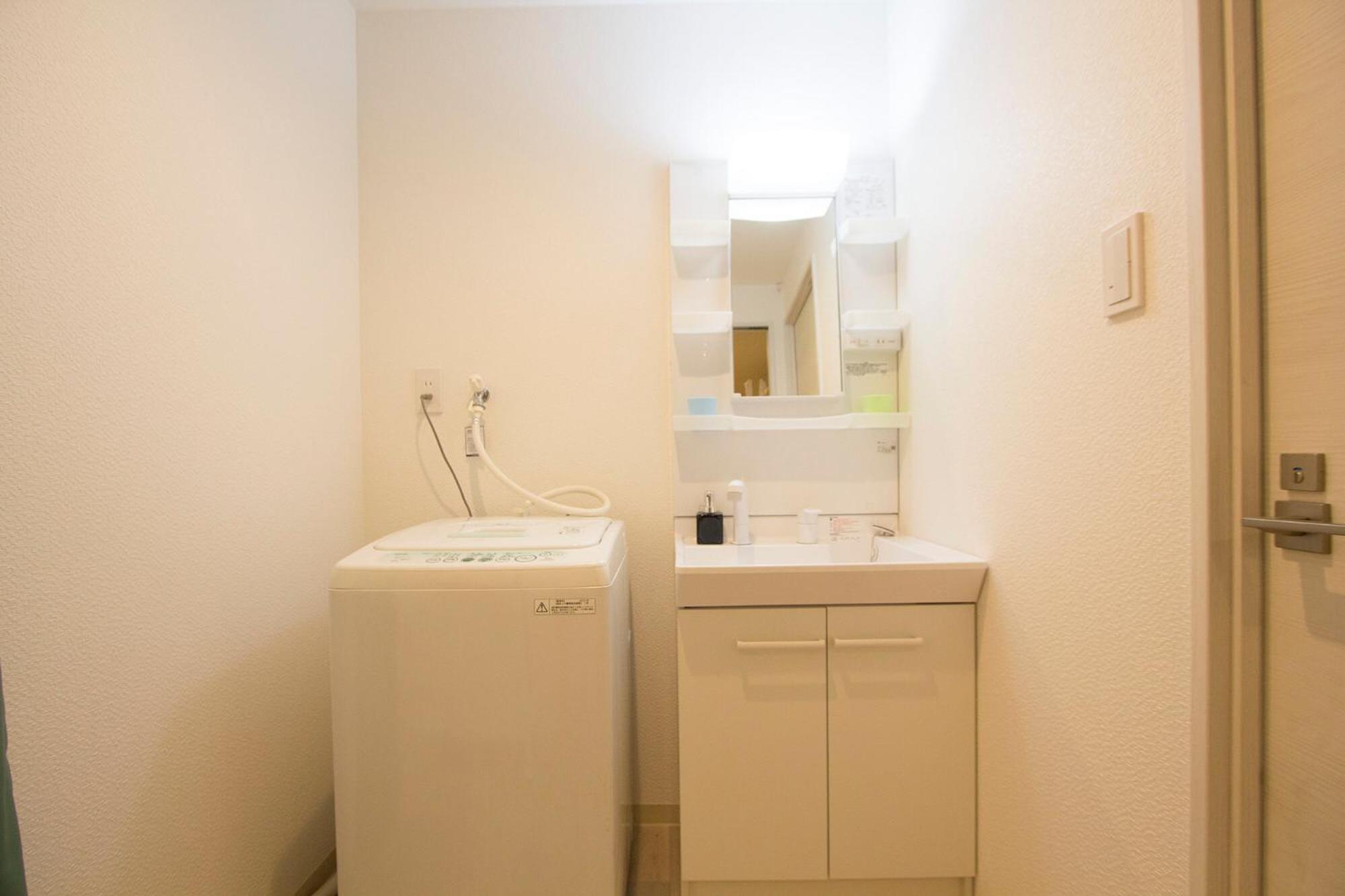 One-Bedroom Apartment - Photo 28