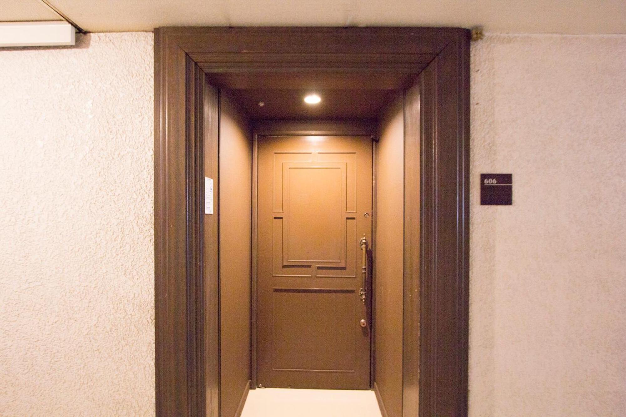 One-Bedroom Apartment - Photo 23
