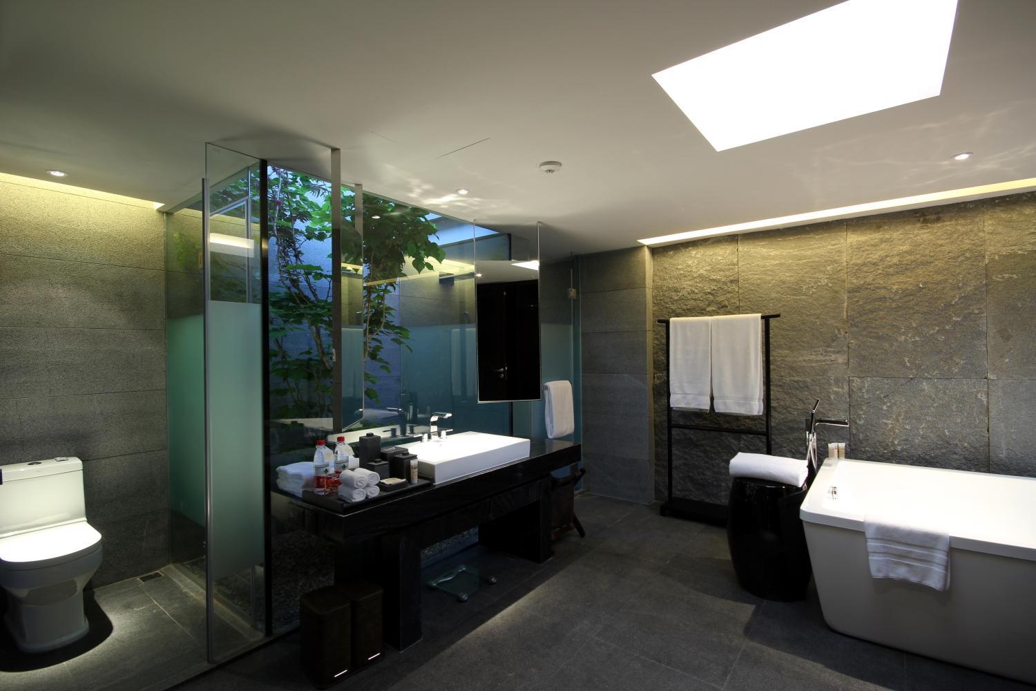 Deluxe One King-Bed Villa - Photo 2