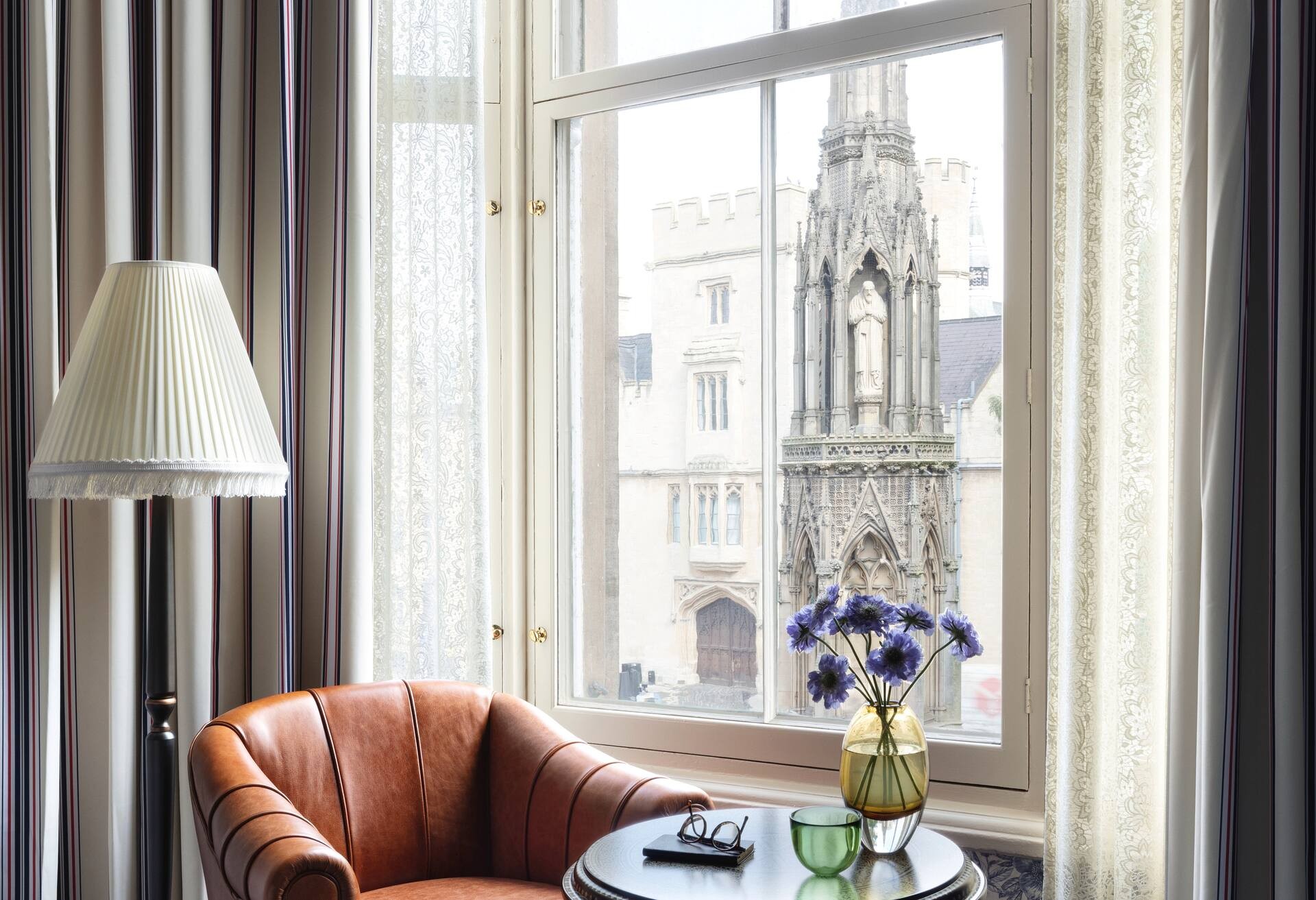 King Graduate Junior Suite with Historic View photo 2