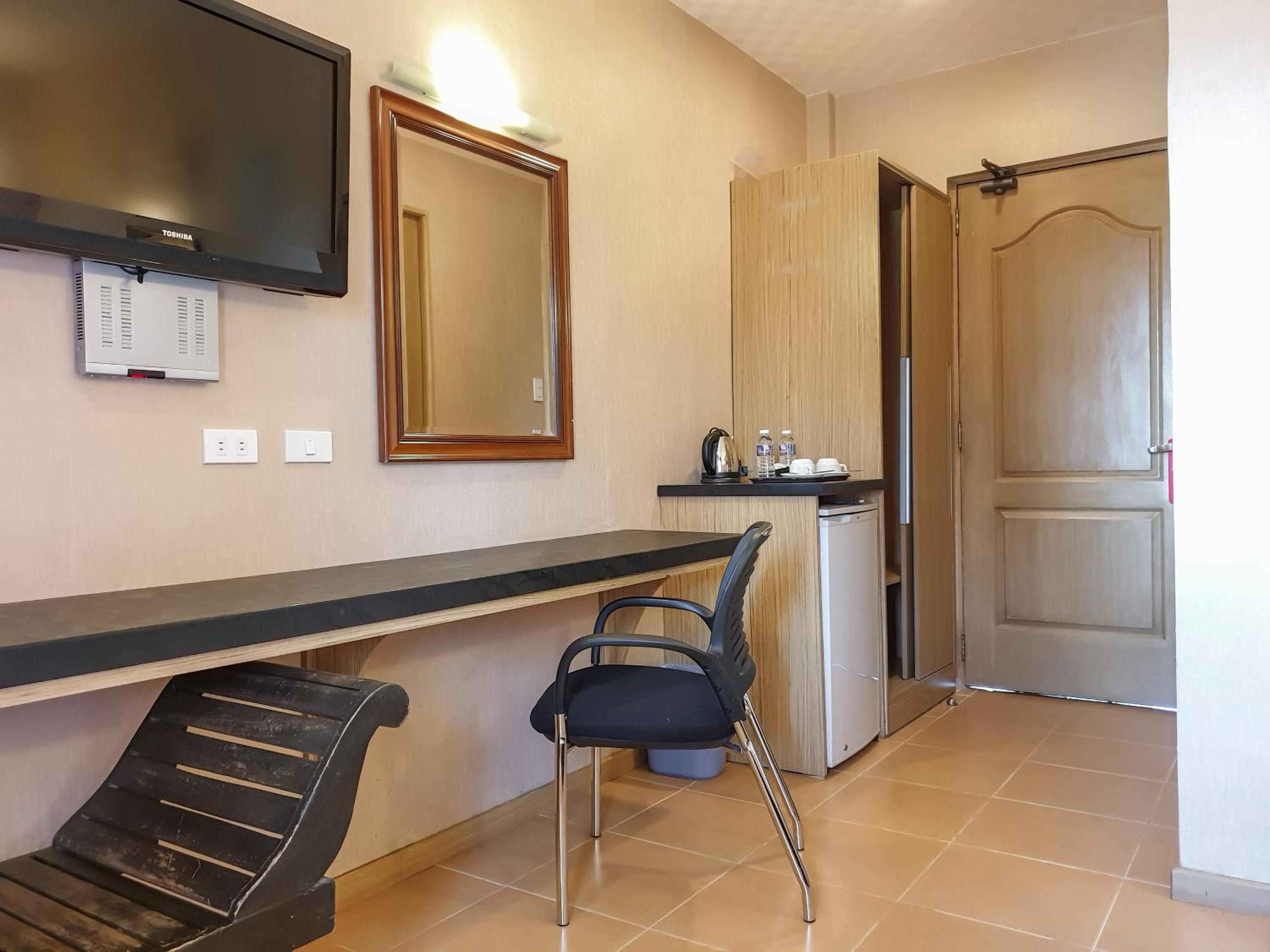 Standard Twin Room photo 2