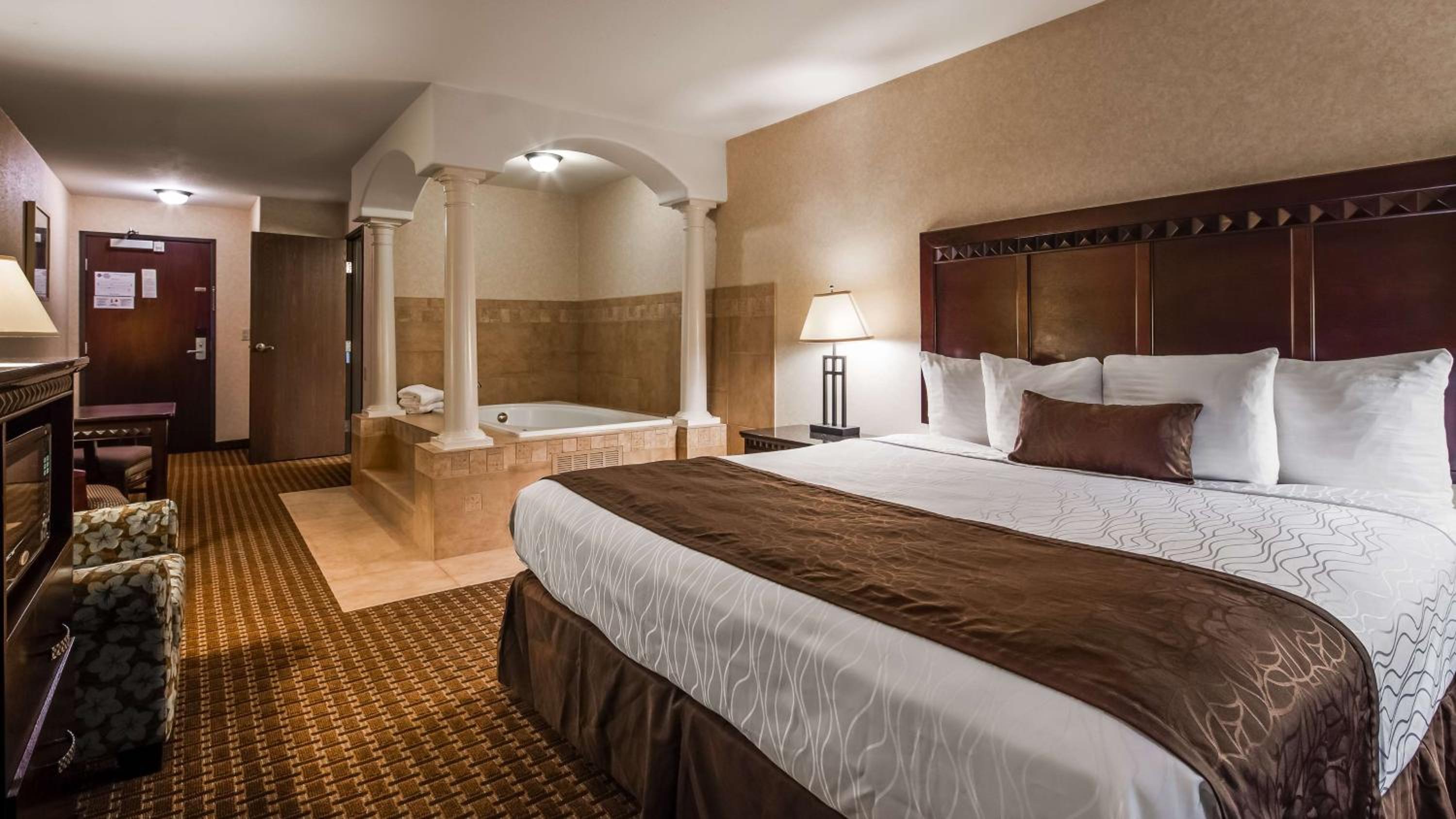 King Room - Non-Smoking
