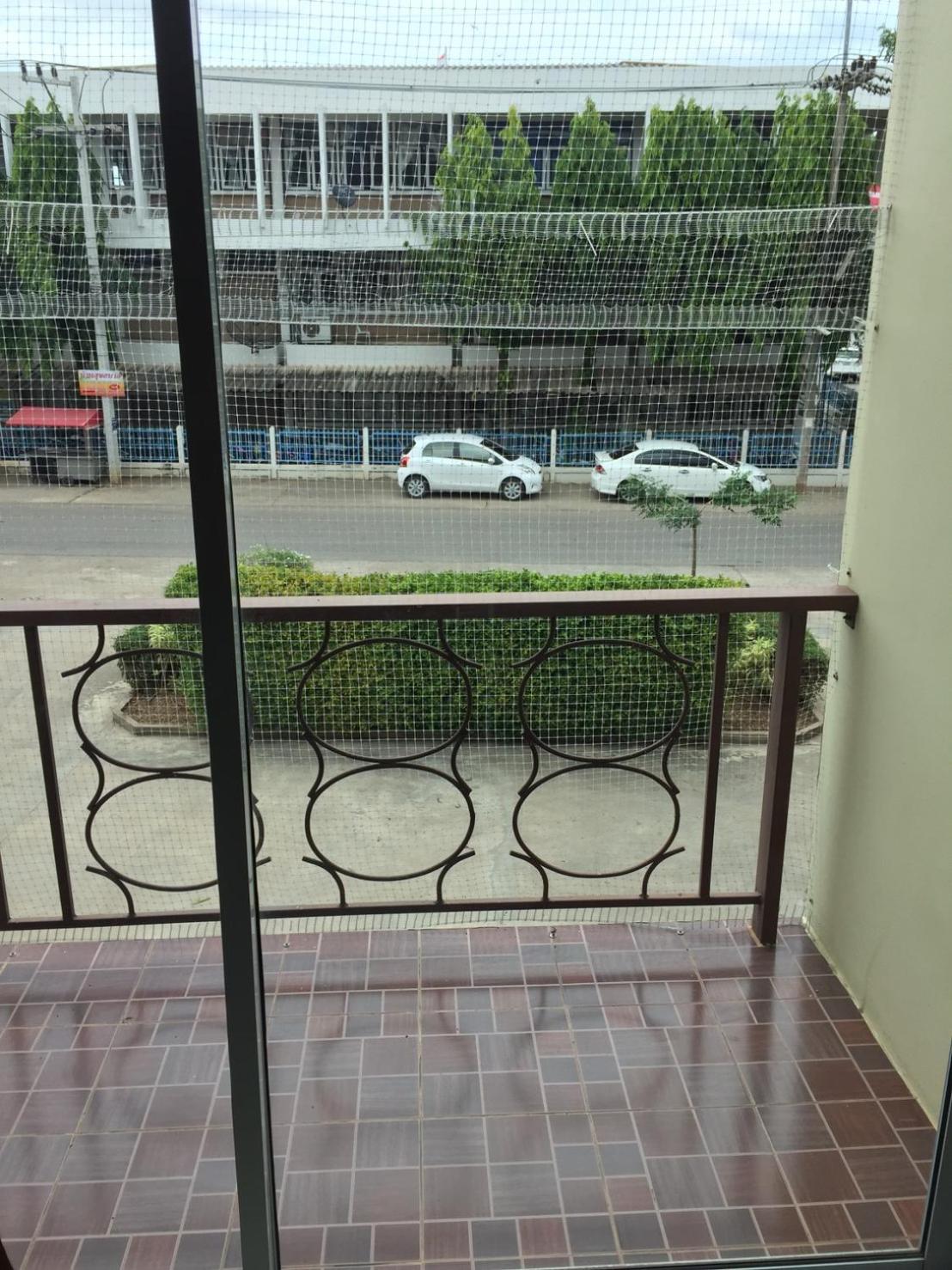 Apartment With Balcony photo 2