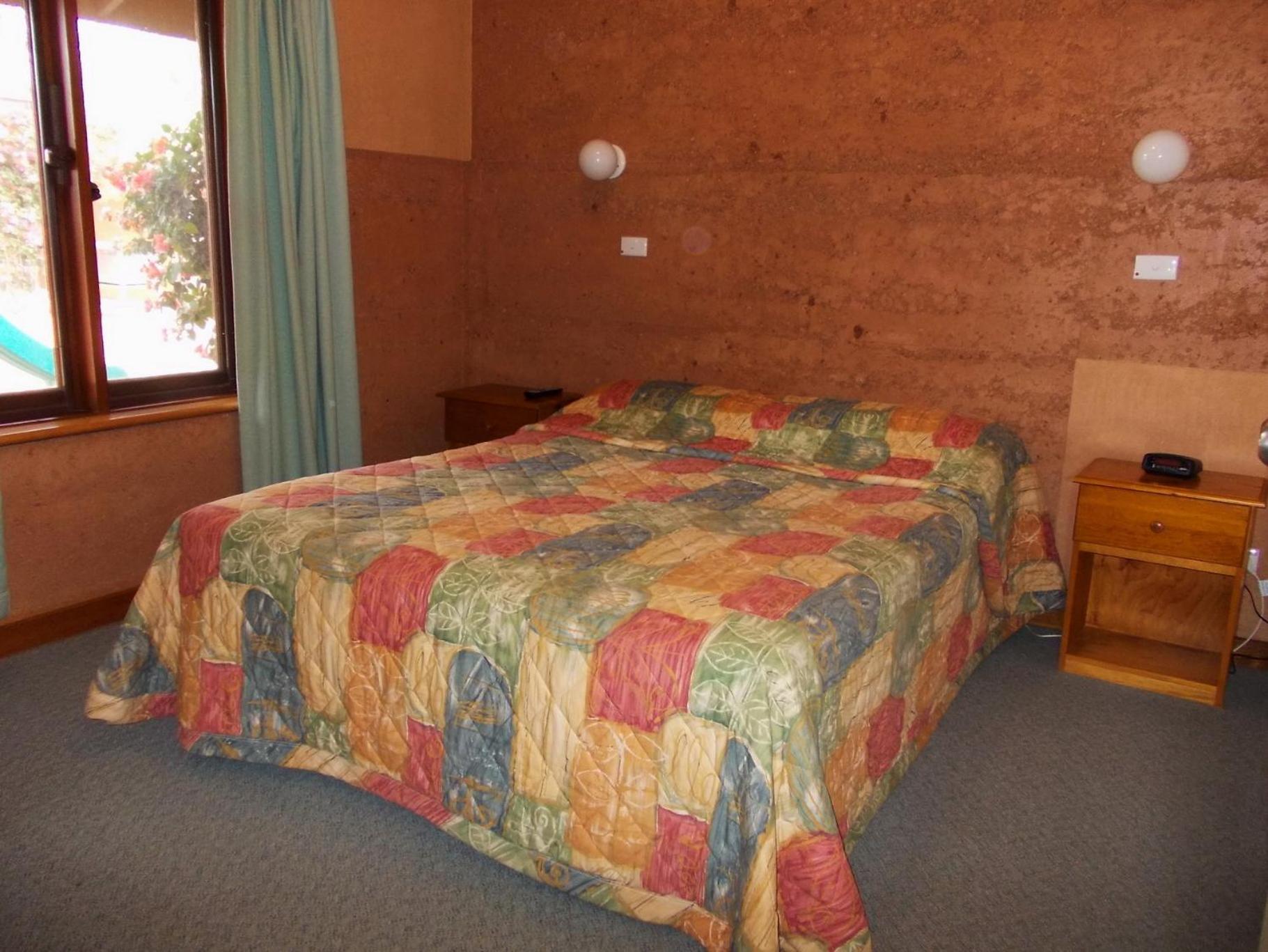 Standard Two-Bedroom Apartment photo 2