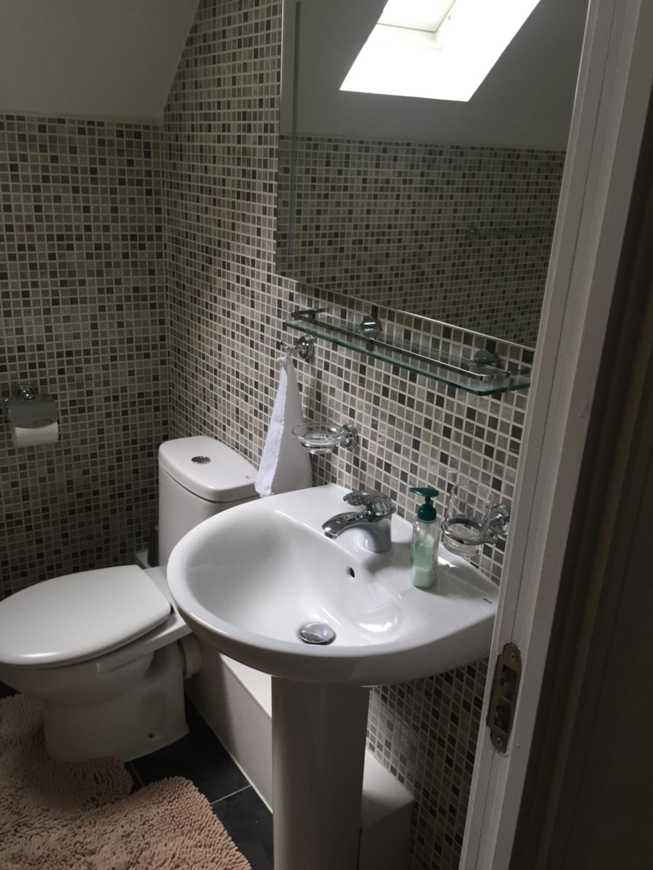 Budget Double Room photo 2