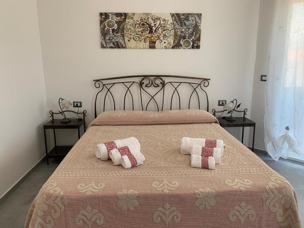 Triple Room with Balcony - Photo 9